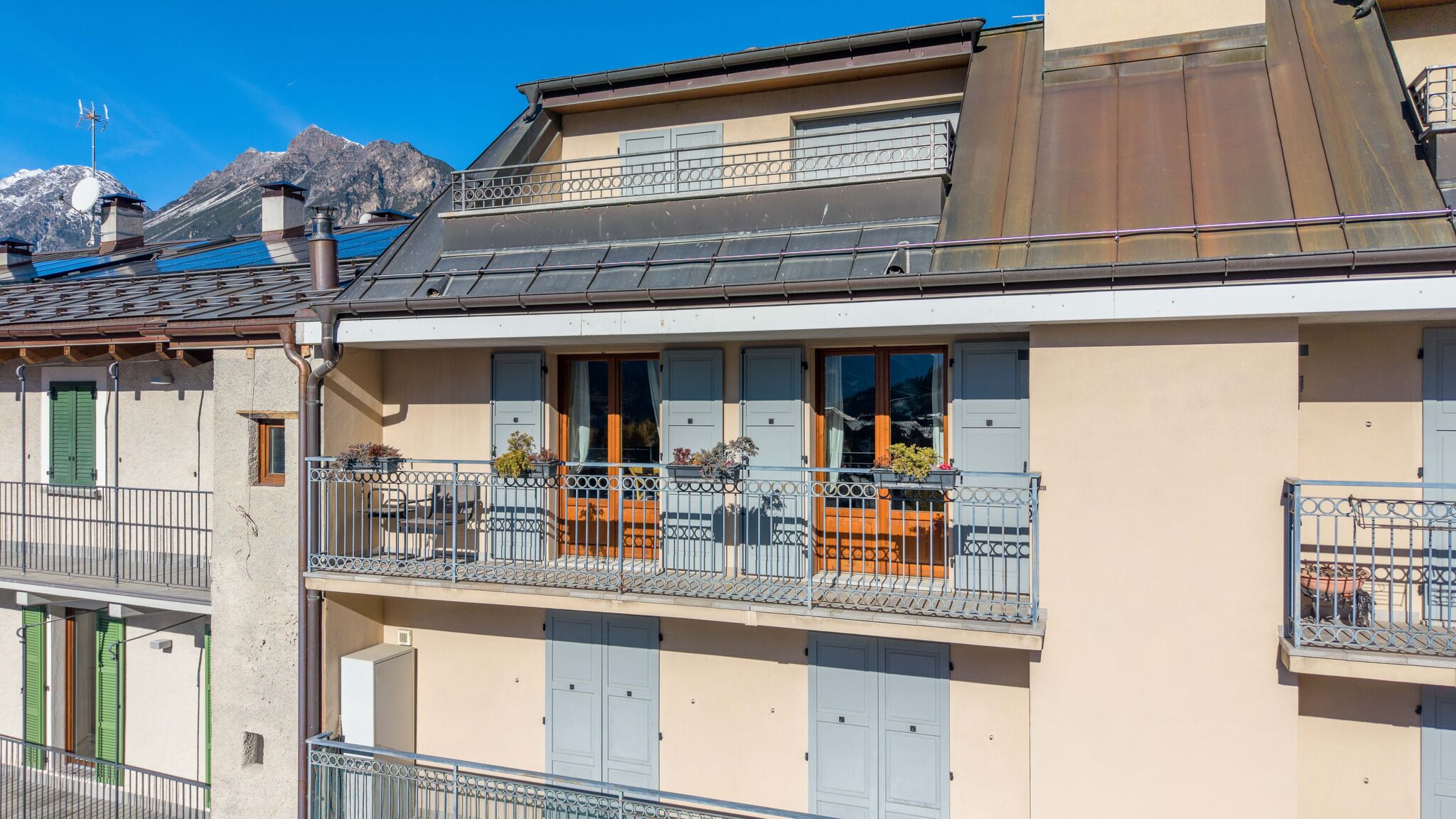 Italianway Bormio White Peak 77 – Panoramic Ski Slope Views