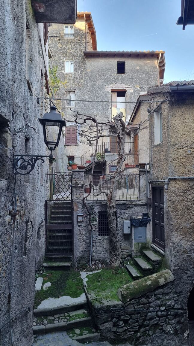 Italianway San Vito Romano Al Campanile