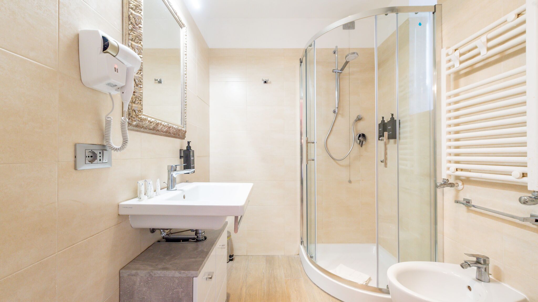 Italianway Roma Catone Vatican Suites - Camera 1 tripla by Ghor