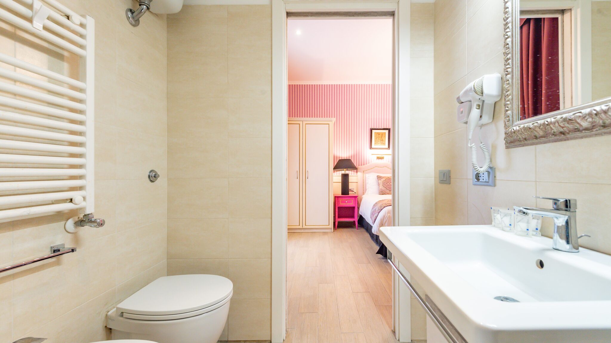 Italianway Roma Catone Vatican Suites - Camera 1 tripla by Ghor