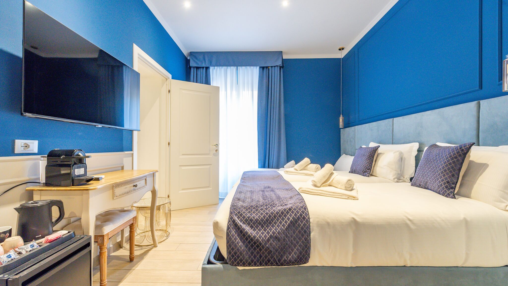 Italianway Roma Catone Vatican Suites - Camera 3 tripla by Ghor