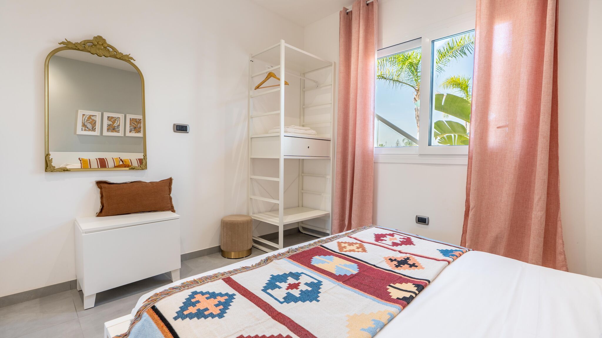 Italianway Ispica  Perla del Mare Gialla