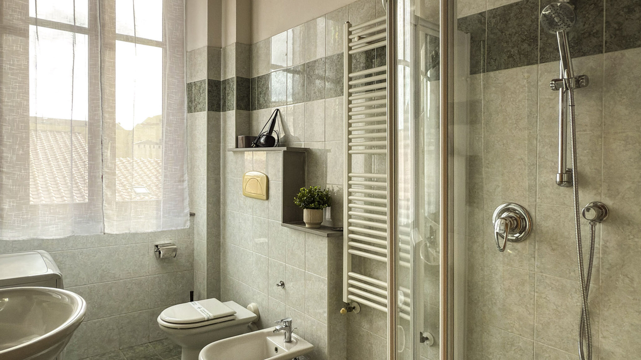 Italianway Livorno Travel Meditation House by Pleiades Home