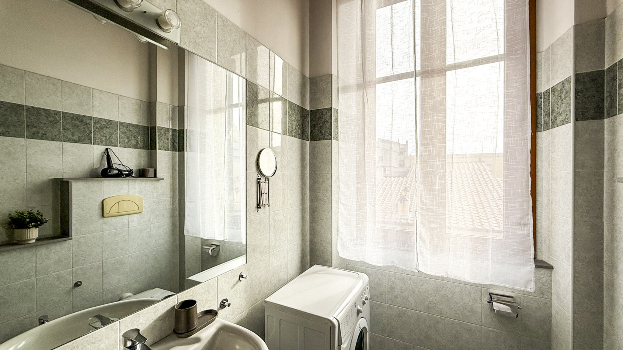 Italianway Livorno Travel Meditation House by Pleiades Home