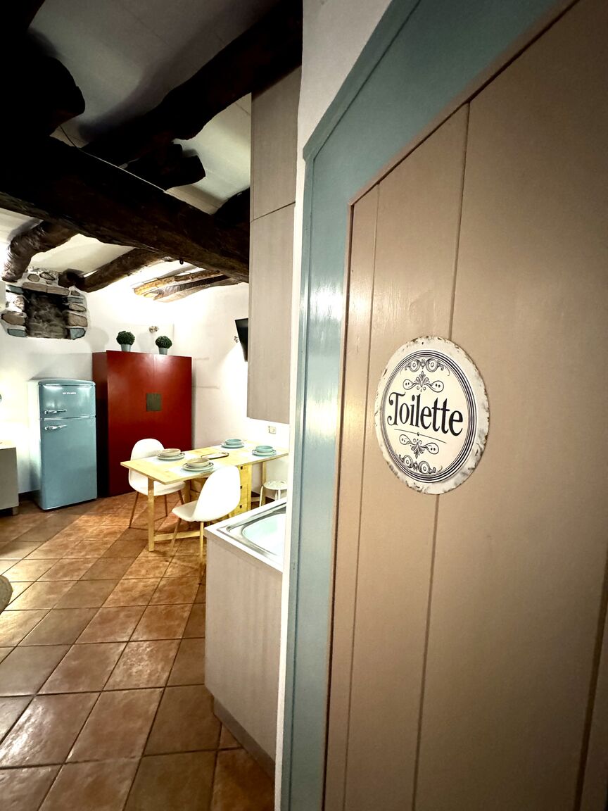 Italianway Colico Casa Zita Vista sul Lago di Como, A/C charme