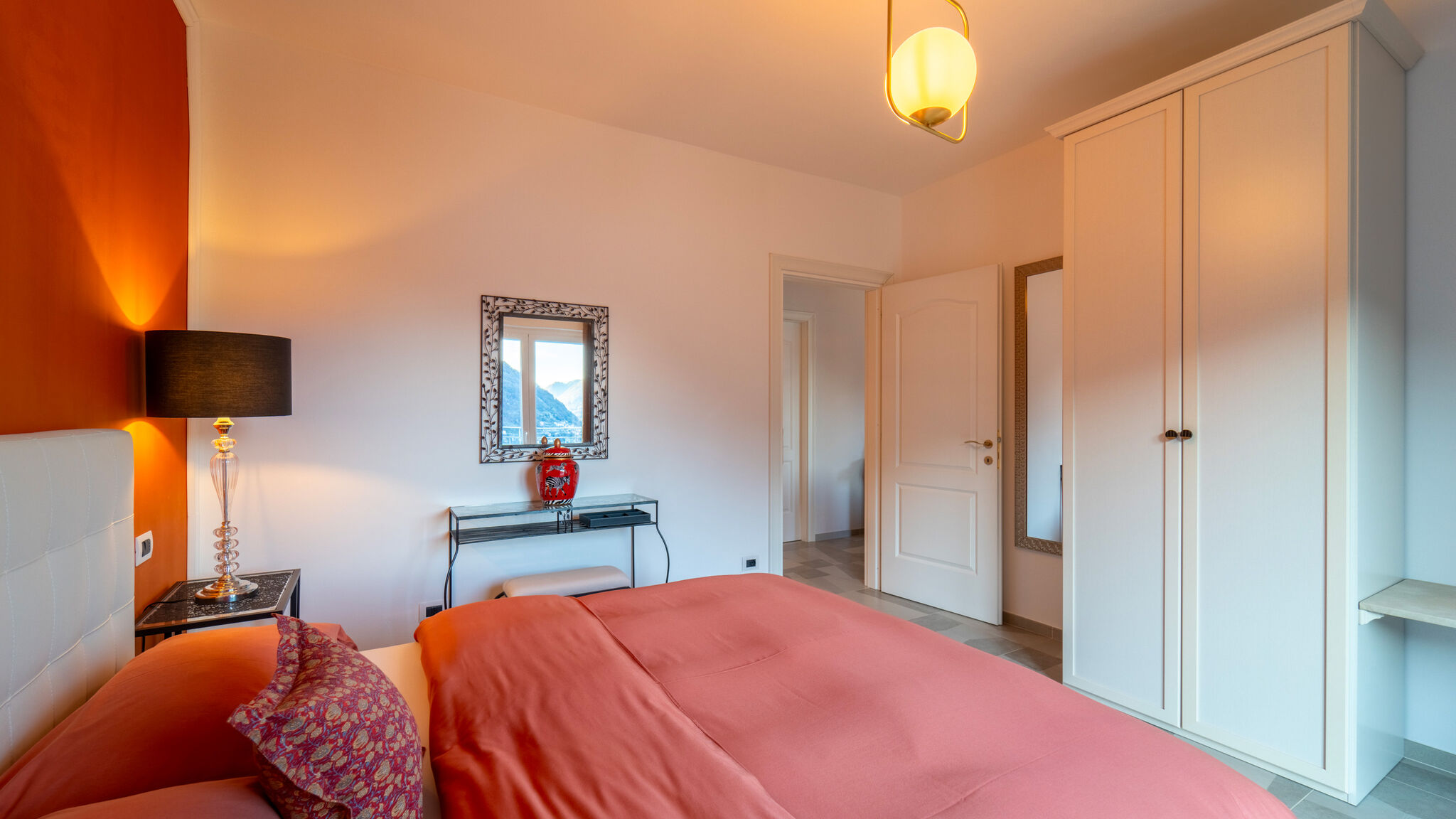 Italianway Nesso Ritzy Ka'Doro Lakeview and Garden