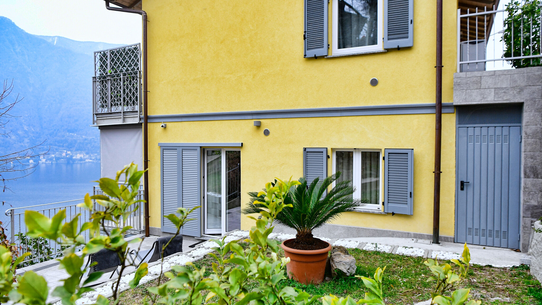 Italianway Nesso Ritzy Ka'Doro Lakeview and Garden