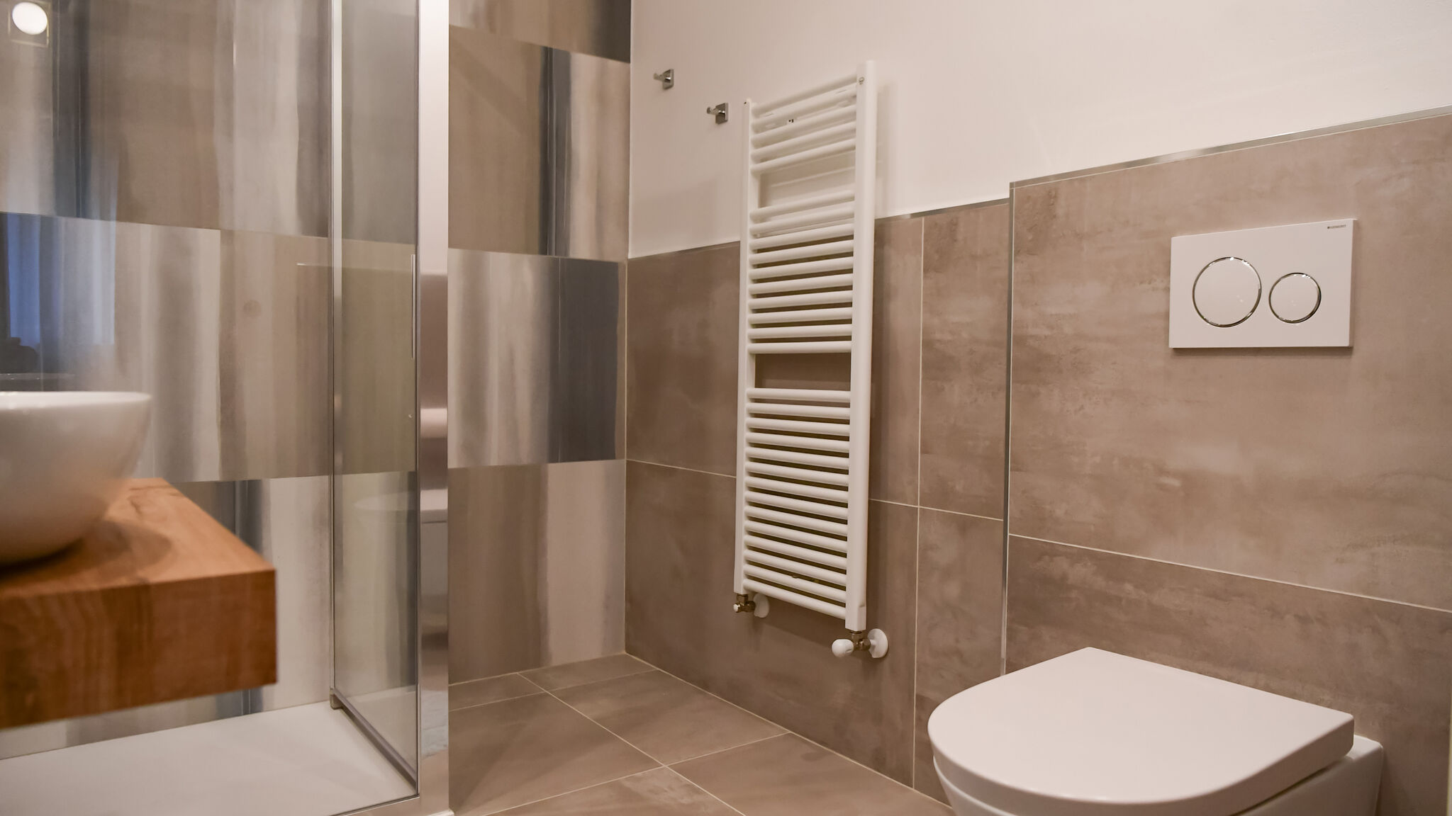 Italianway Nesso Ritzy Ka'Doro Lakeview and Garden