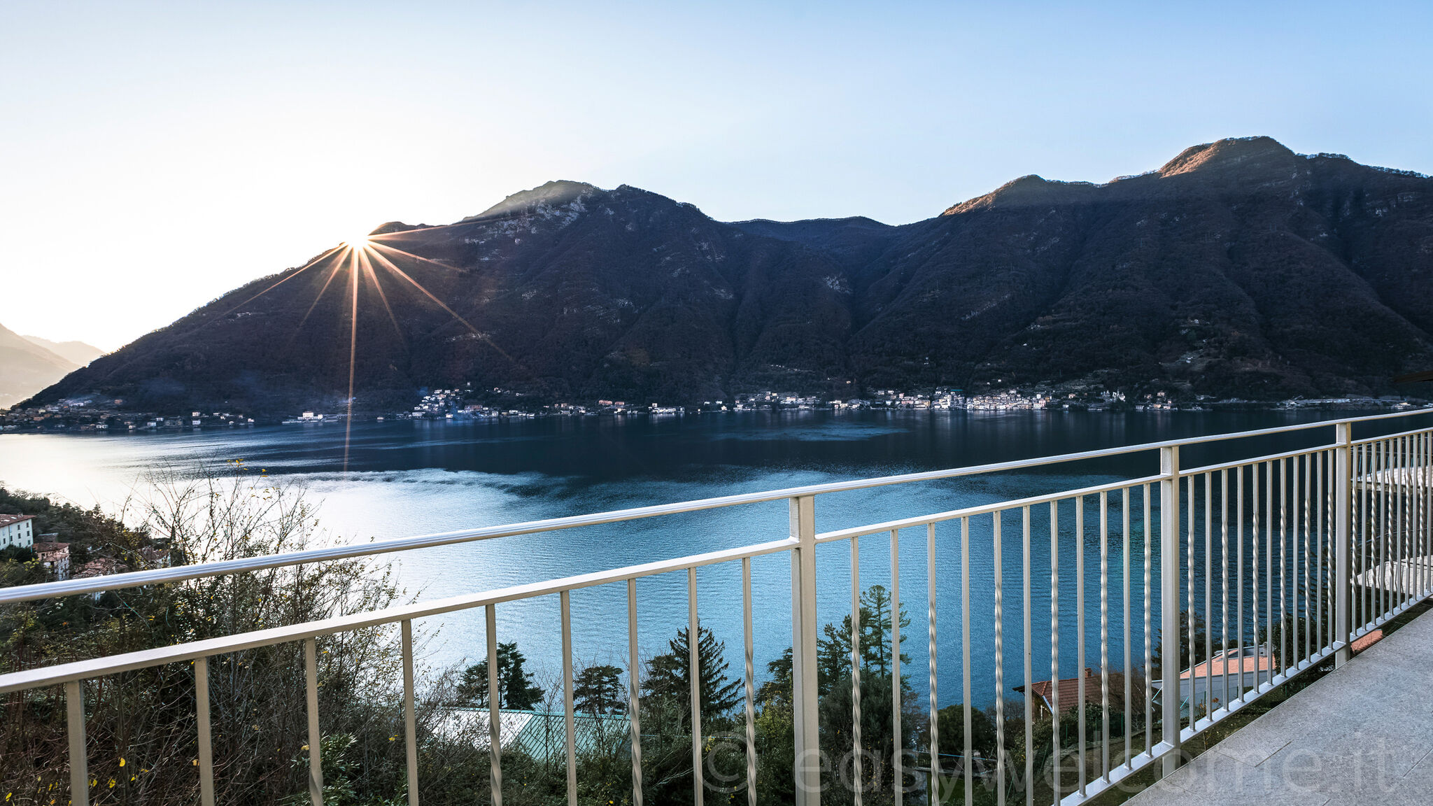 Italianway Nesso Ritzy Ka'Doro Lakeview and Garden