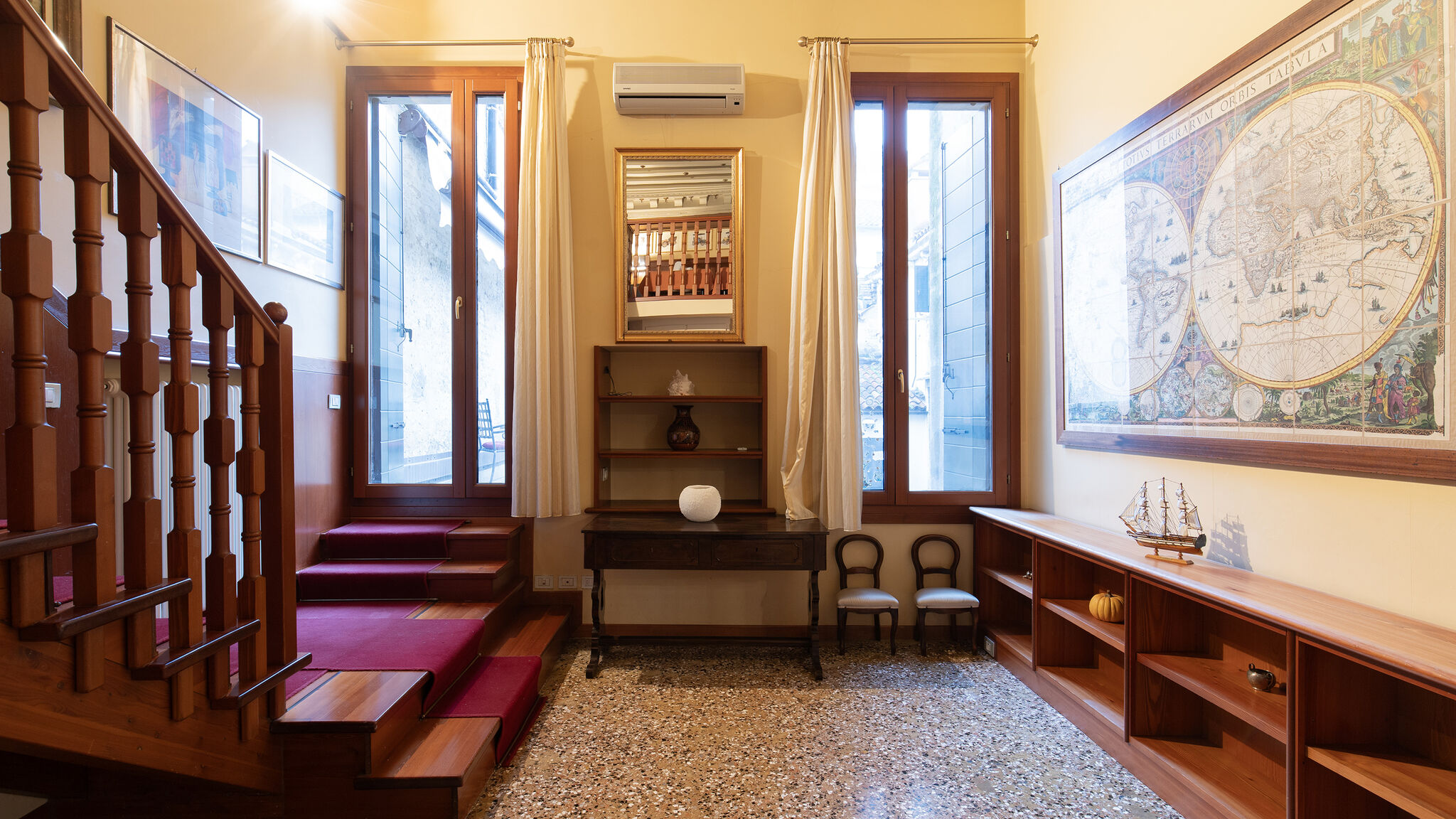 Italianway Venezia Fortuny 3967 Luxury suites & wine