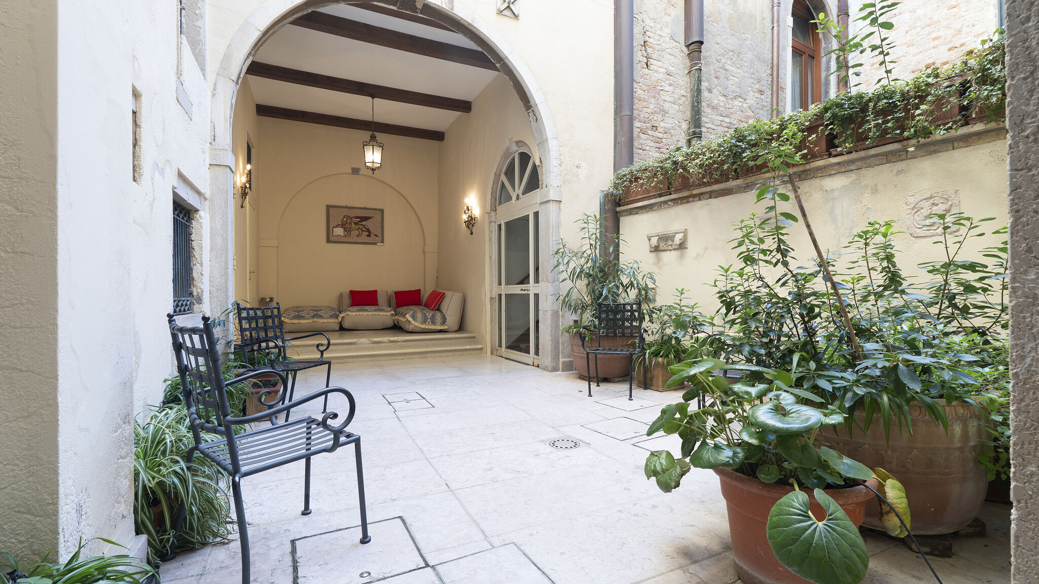 Italianway Venezia Fortuny 3967 Luxury suites & wine