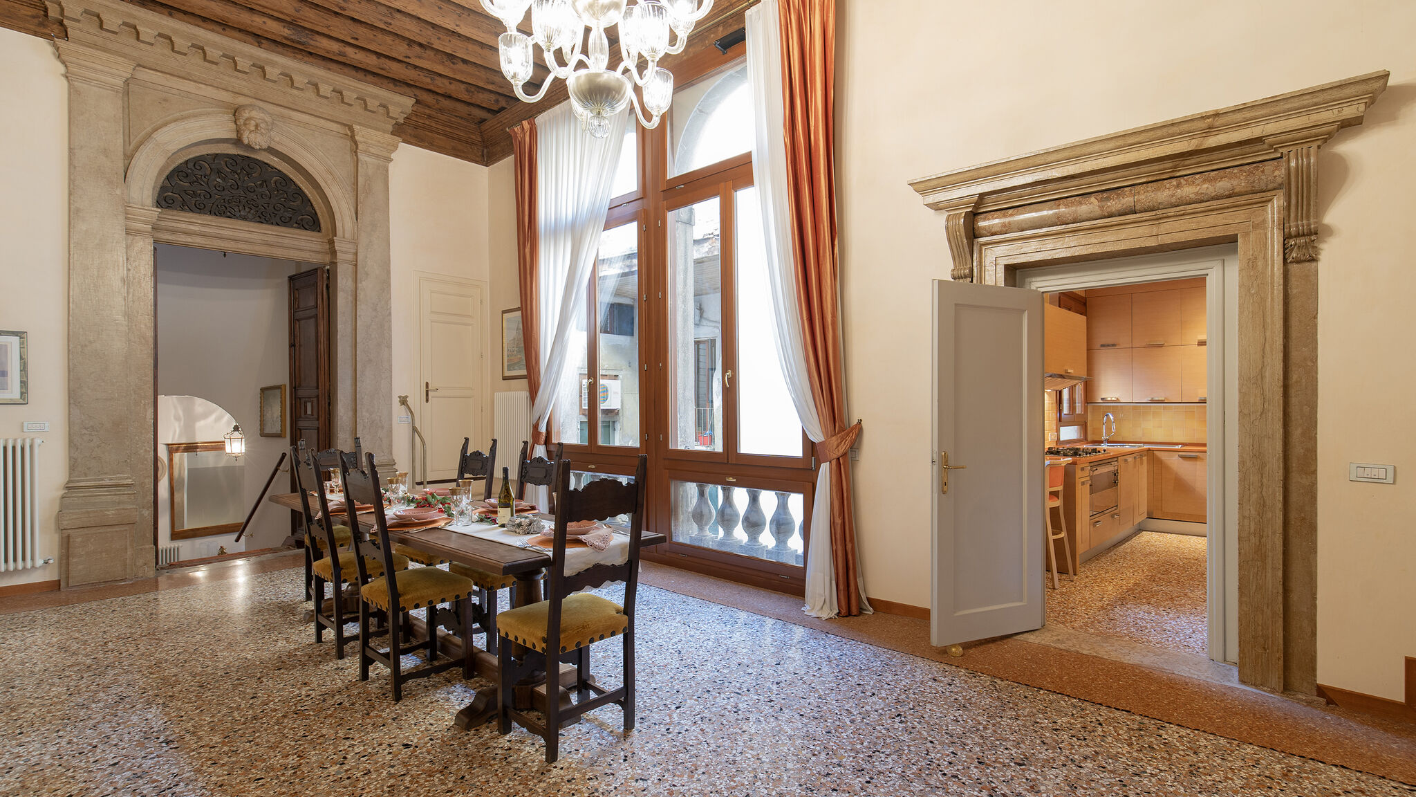 Italianway Venezia Fortuny 3967 Luxury suites & wine