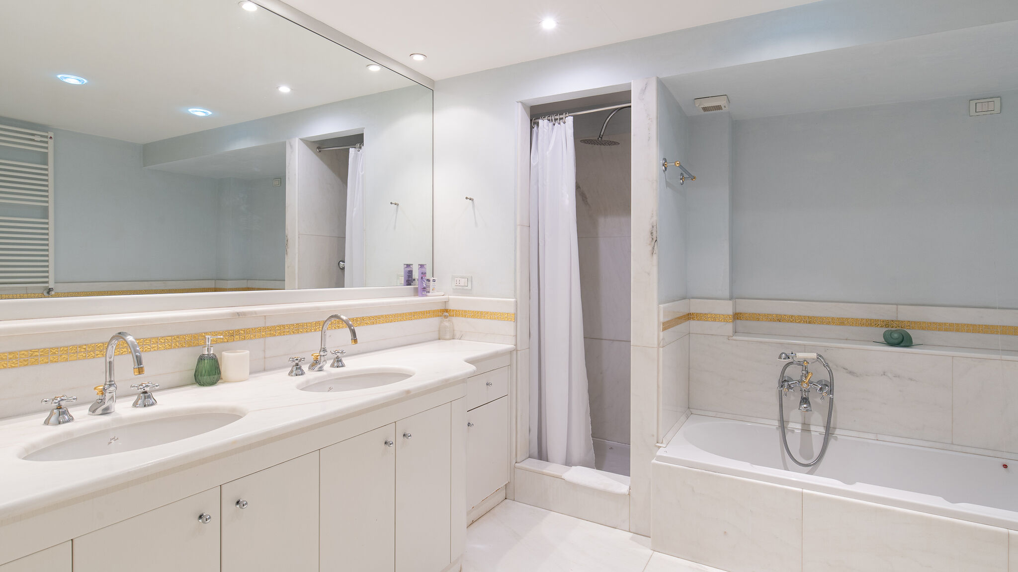 Italianway Venezia Fortuny 3967 Luxury suites & wine