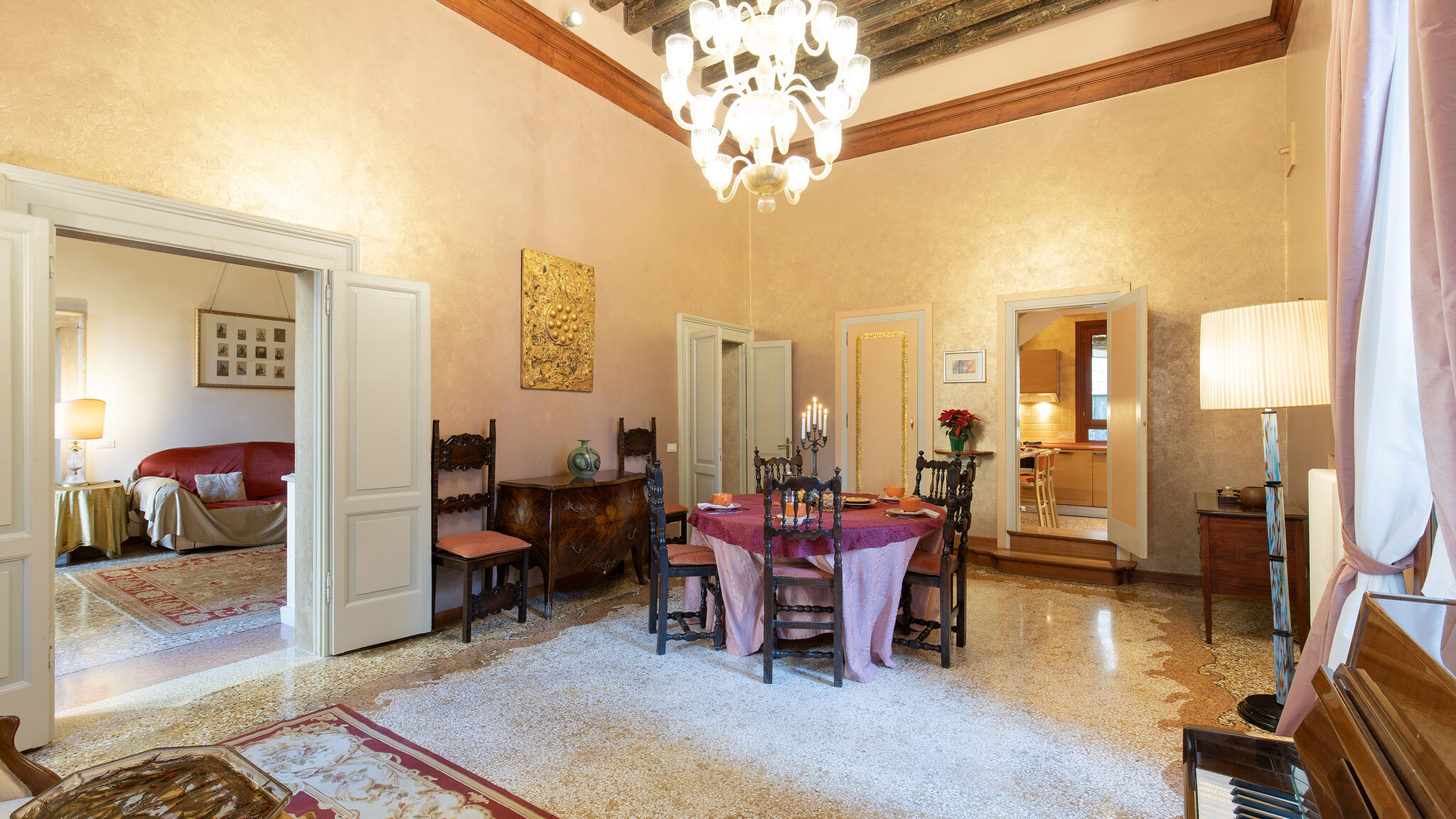 Italianway Venezia Fortuny 3967 Luxury suites & wine