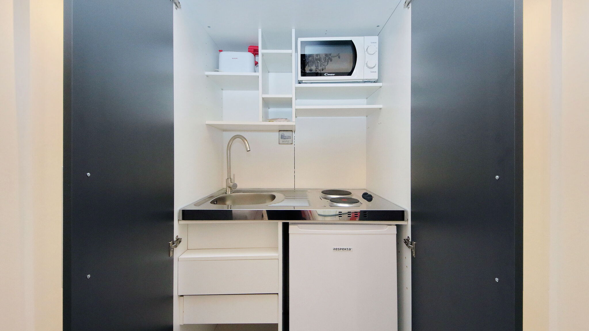 Italianway Roma 4BNB - Domus Colosseo