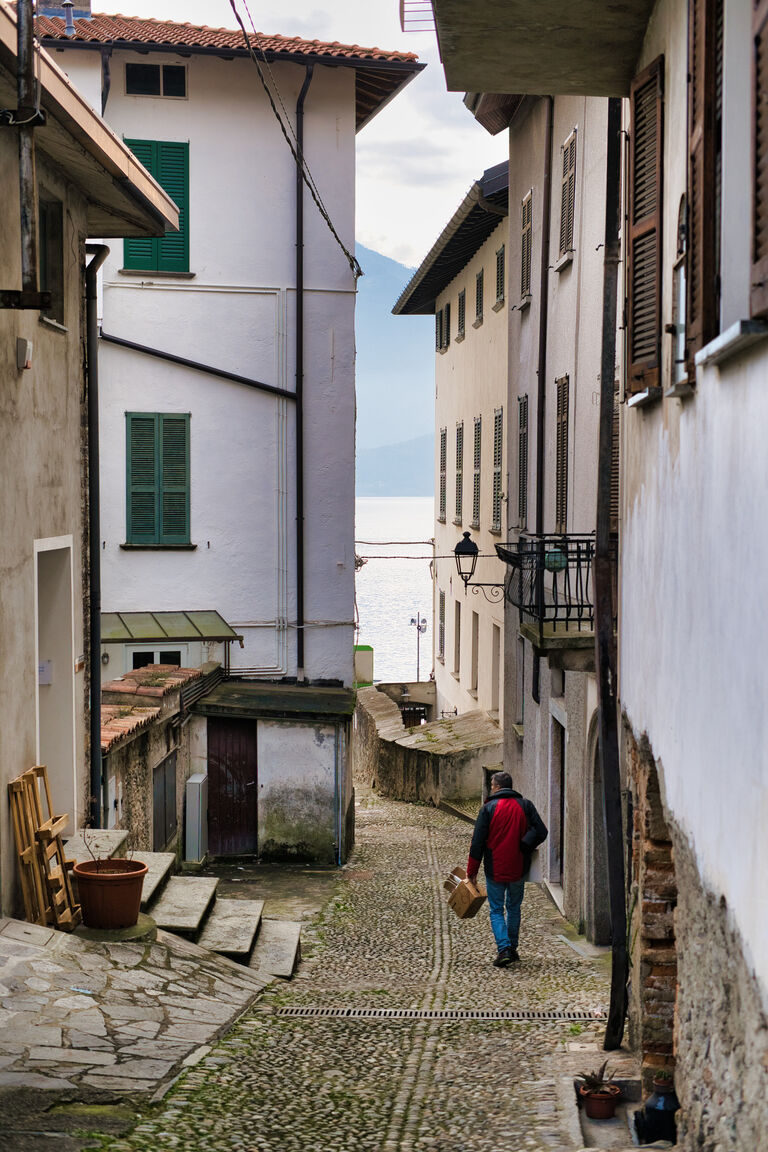 Italianway Domaso Family typical house in historic center 