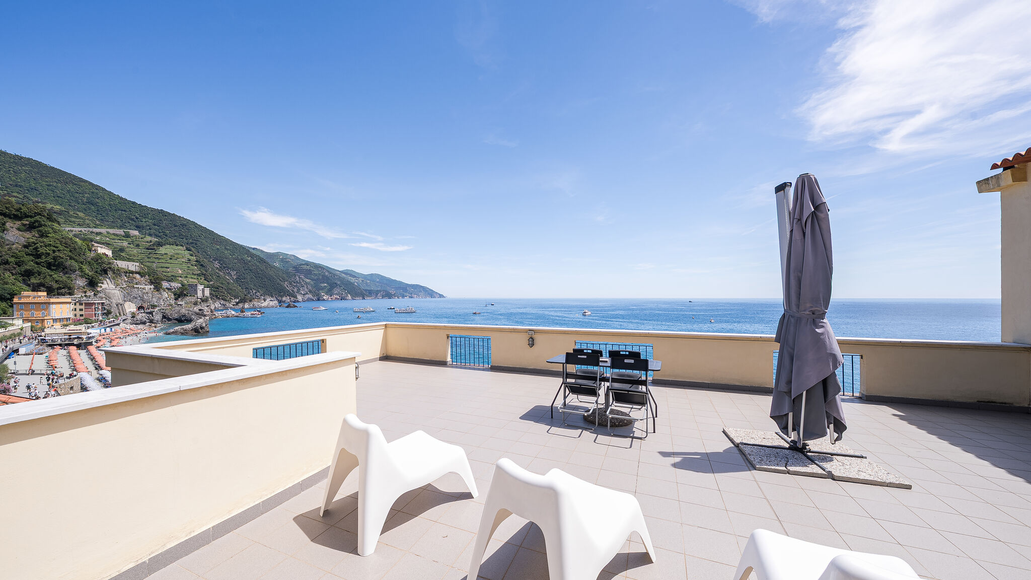 Italianway Monterosso al Mare Villa Ferrer Best view of the sea and the 5terre