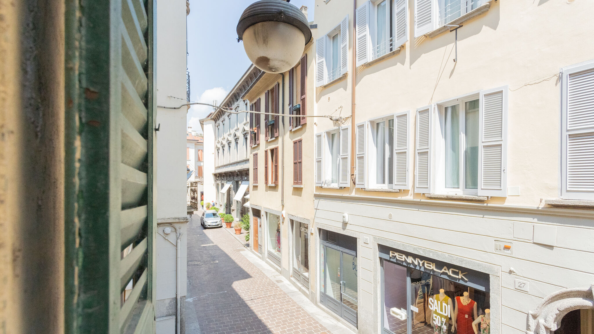 Italianway Como Da Pia in Historycal Como City Centre