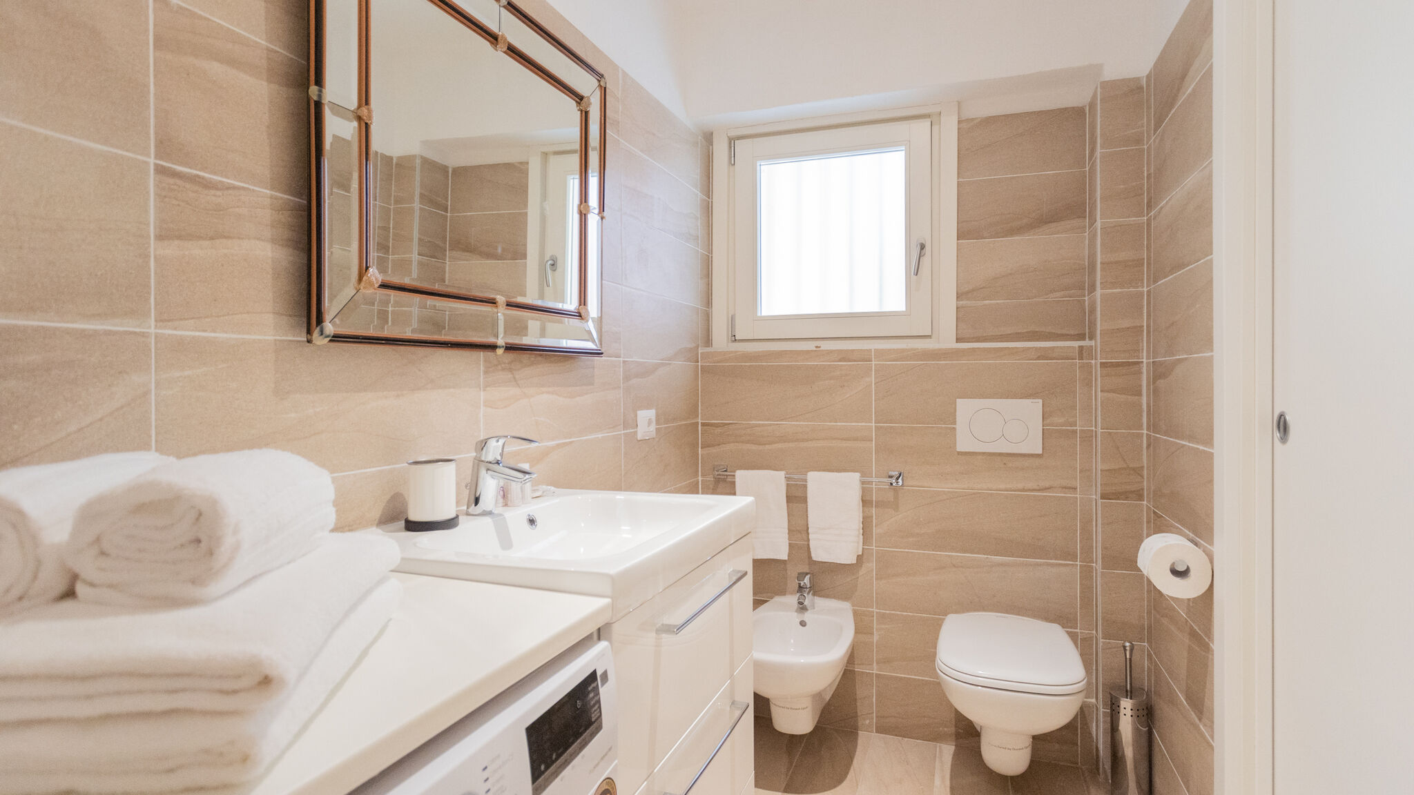 Italianway Como Da Pia in Historycal Como City Centre