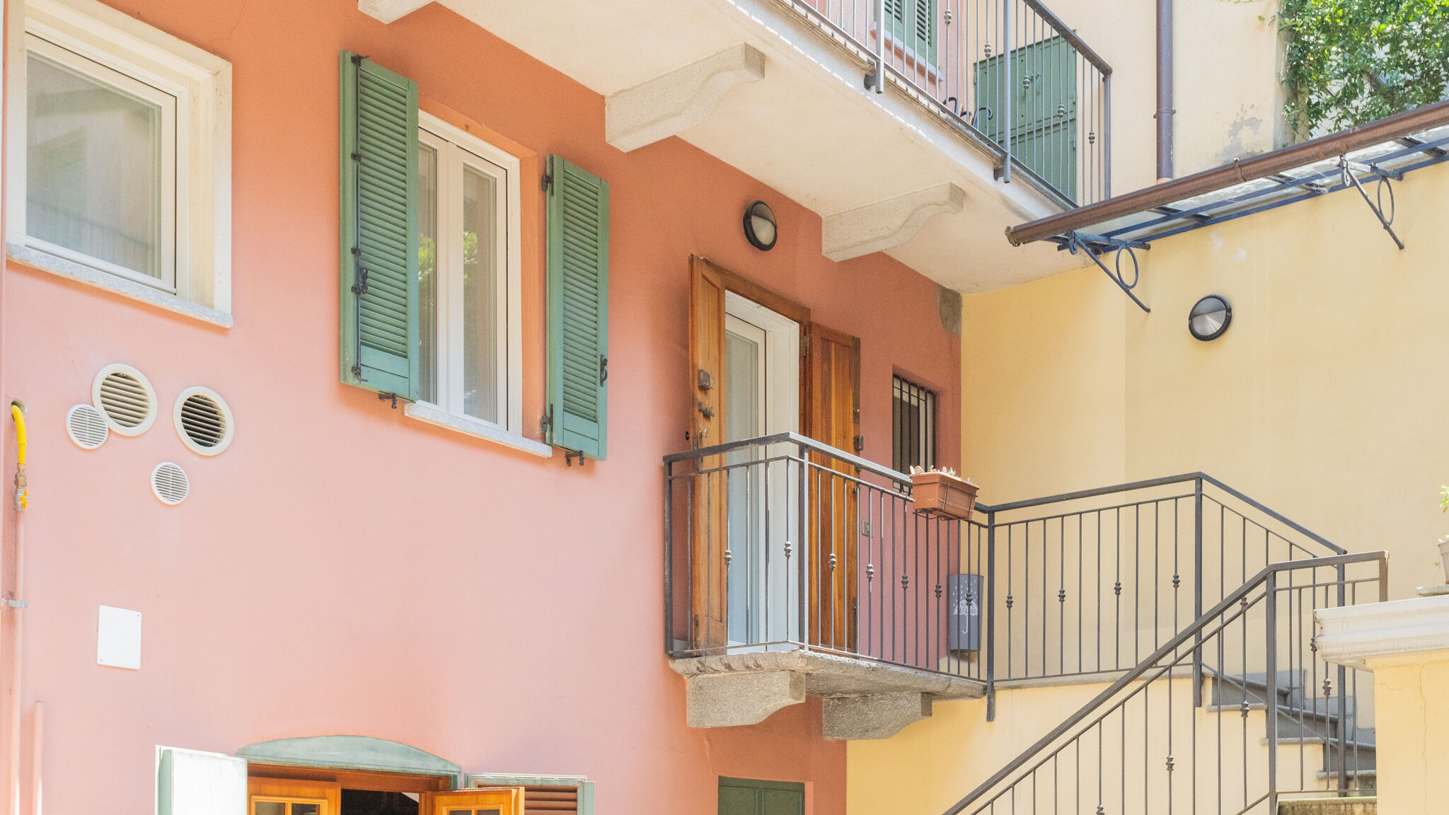 Italianway Como Da Pia in Historycal Como City Centre