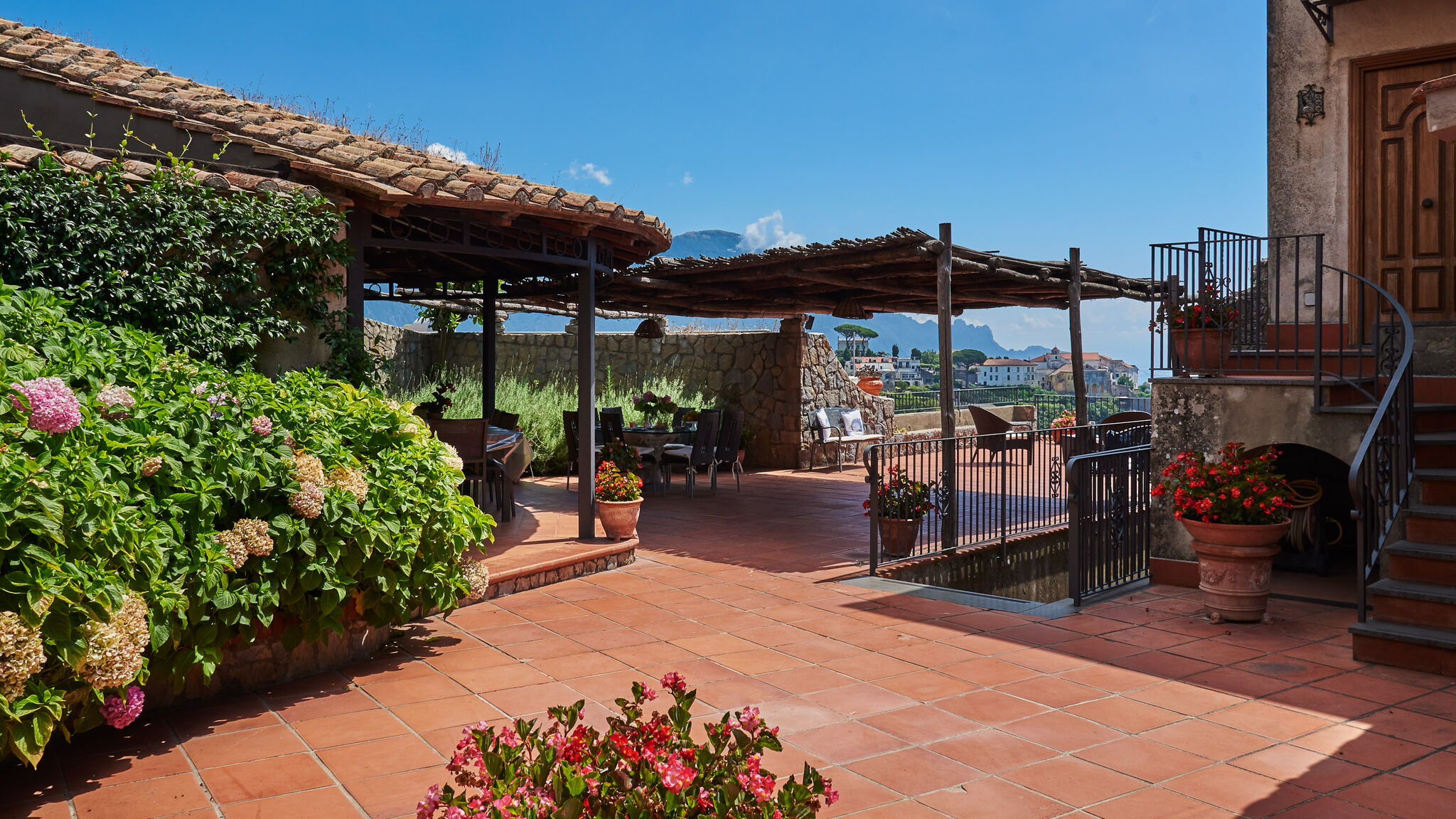 Italianway Scala Villa Morgana by My Villa Collection 