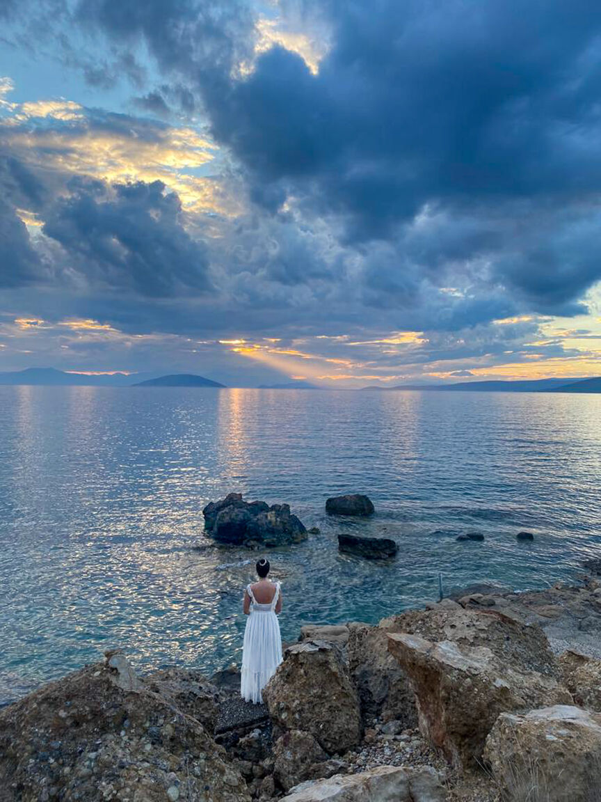 Italianway Ermionida Kilada on the rocks