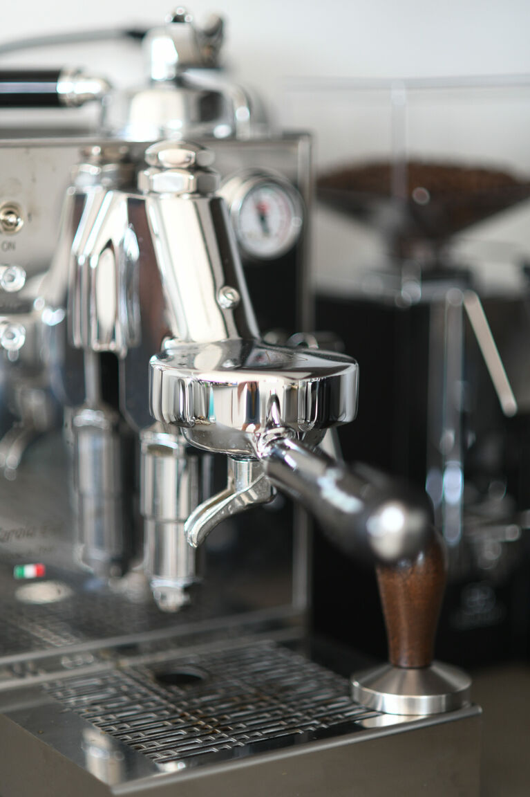 Italianway Ermionida Kilada on the rocks