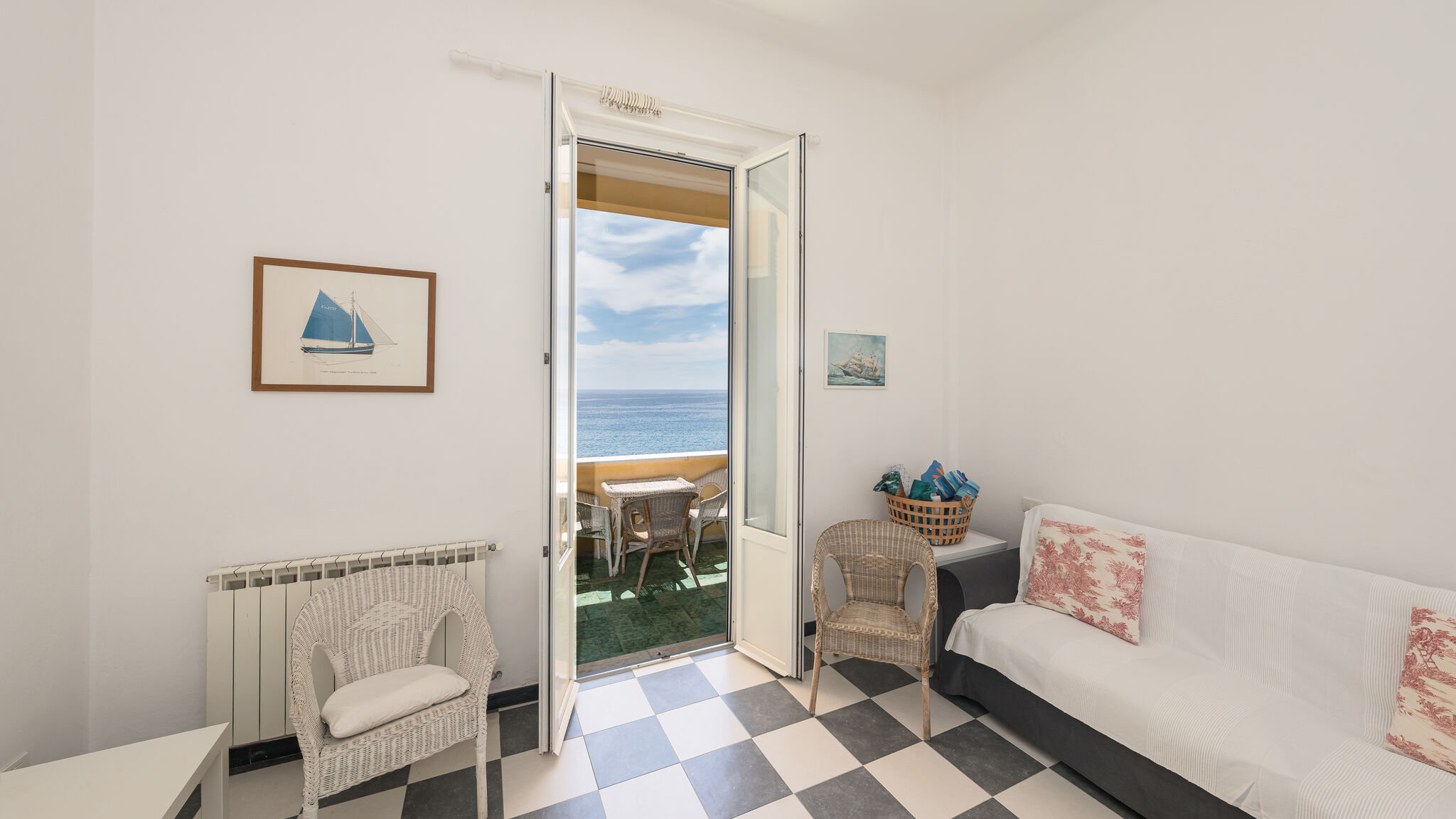 Italianway Monterosso al Mare Bouganville House in the center - amazing sea view