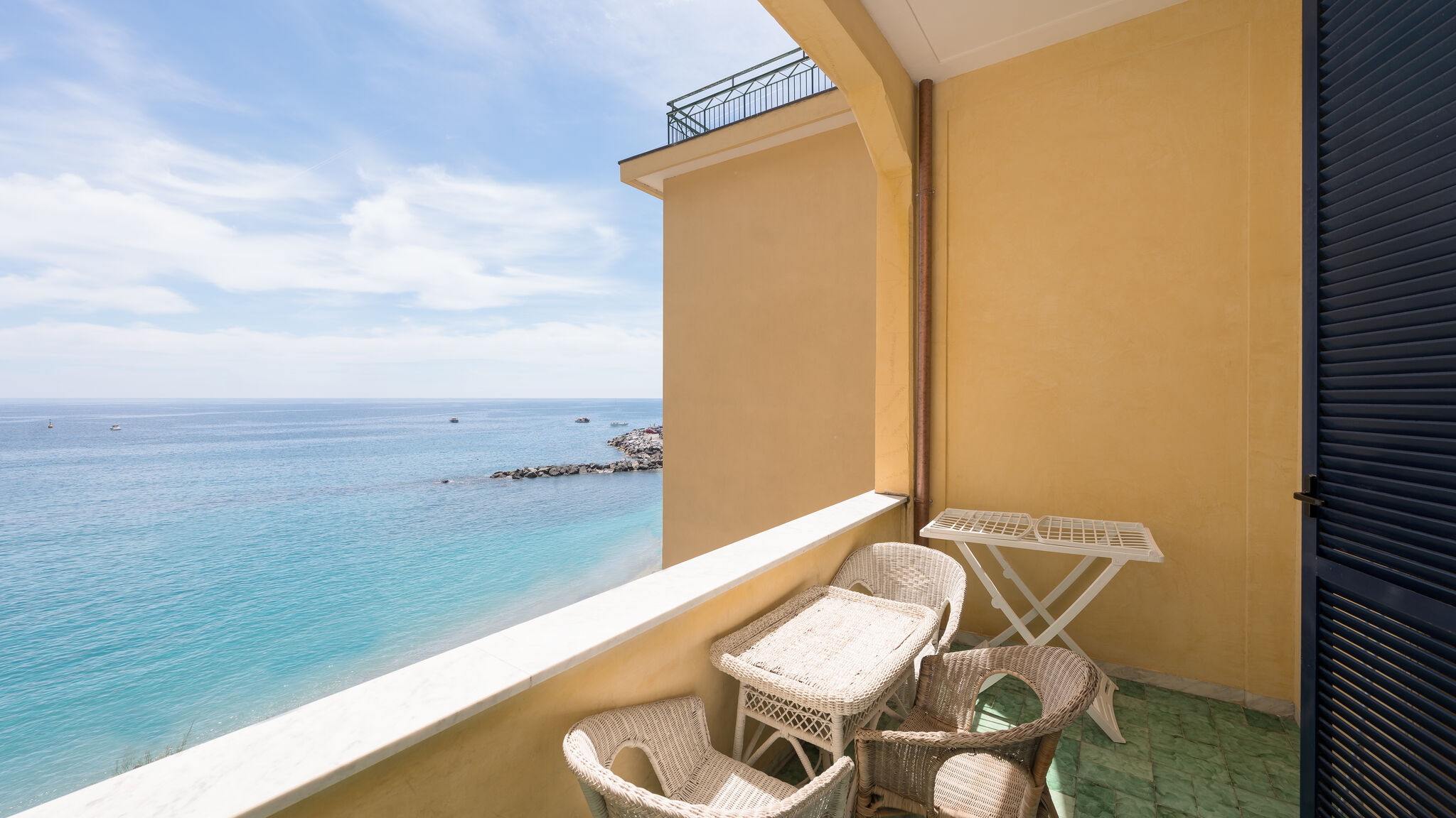 Italianway Monterosso al Mare Bouganville House in the center - amazing sea view