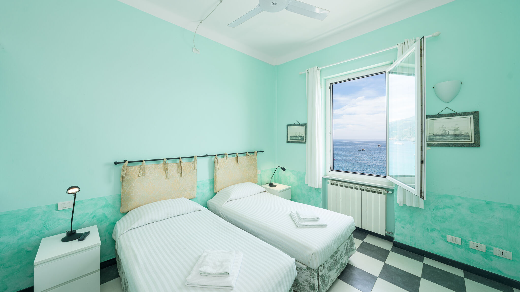 Italianway Monterosso al Mare Bouganville House in the center - amazing sea view