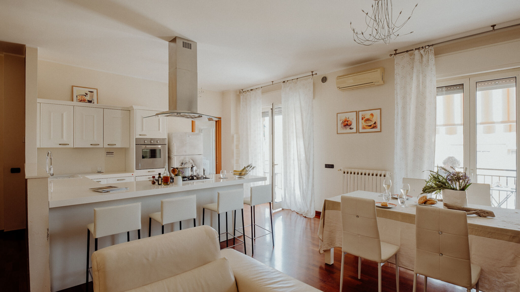 Italianway Monopoli La Gemma Rossa by Monholiday