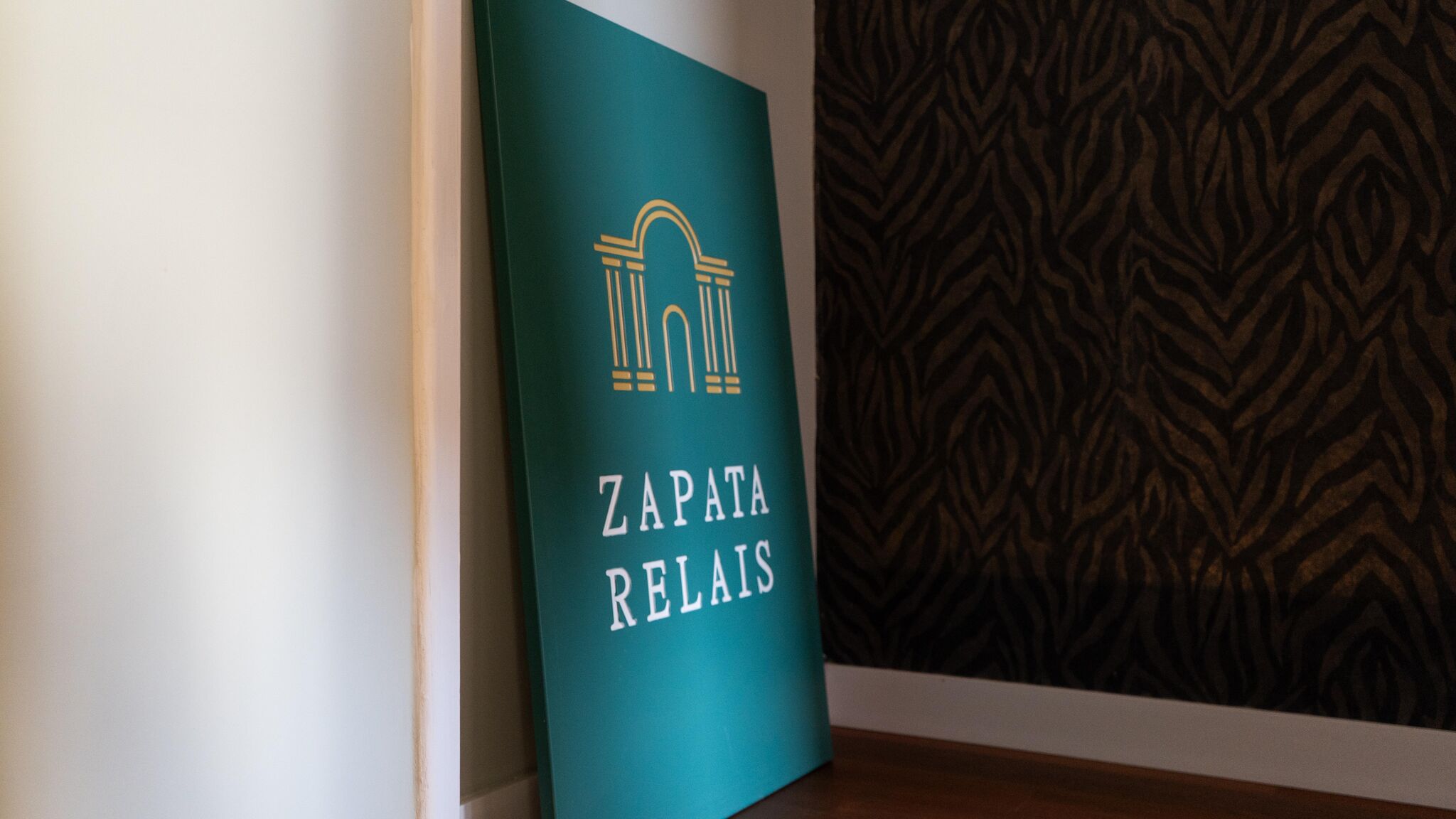 Italianway Napoli Zapata Relais - Reale