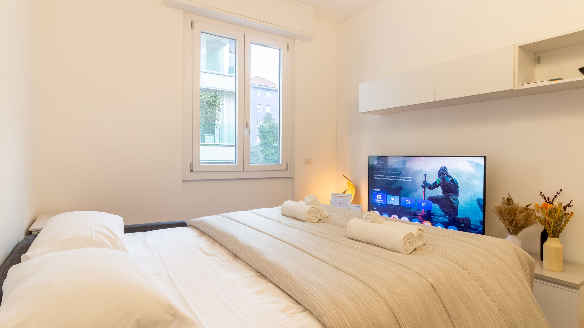 Italianway Milano Acquabella apartment by Houset