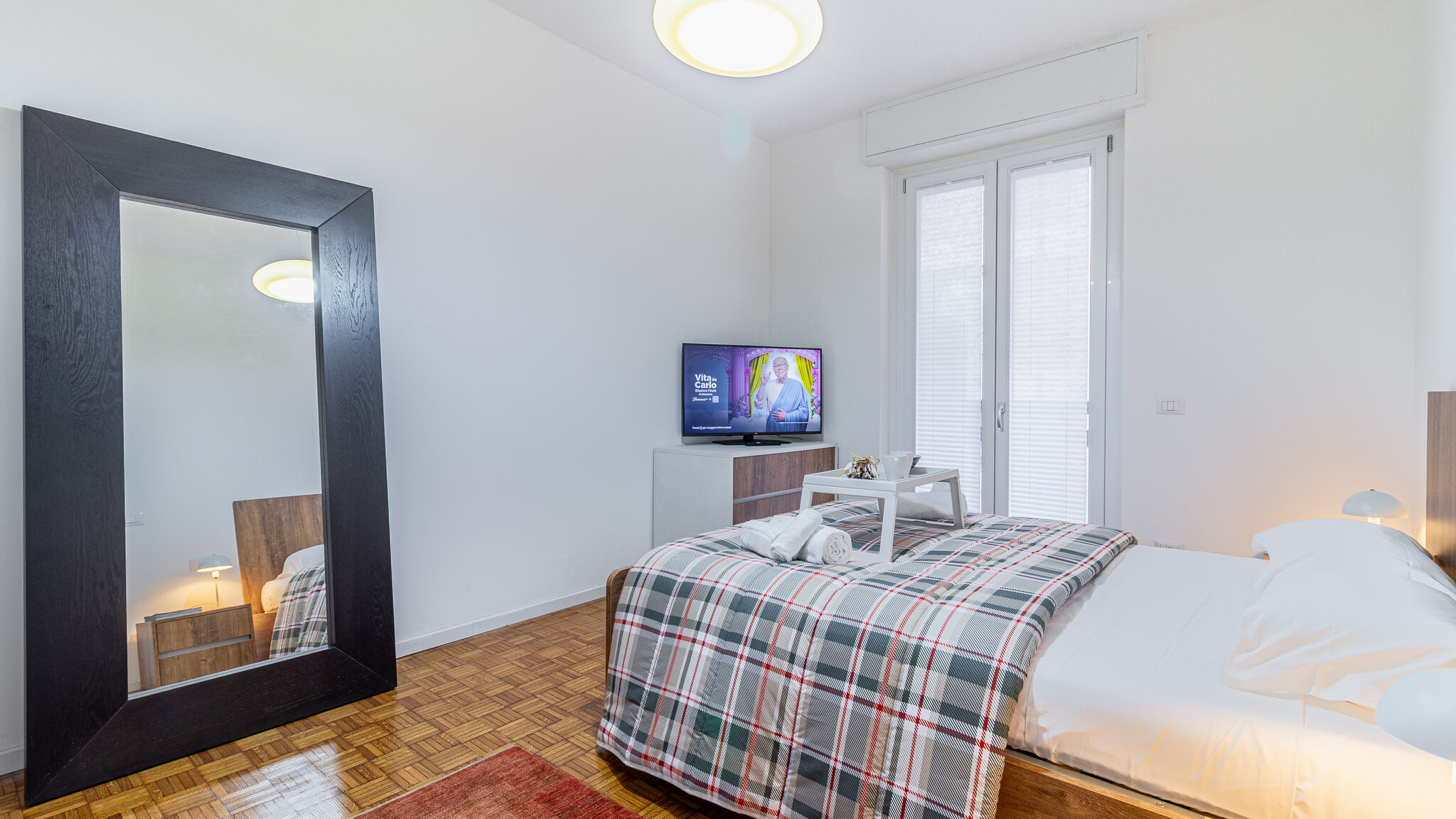 Italianway Milano Acquabella apartment by Houset