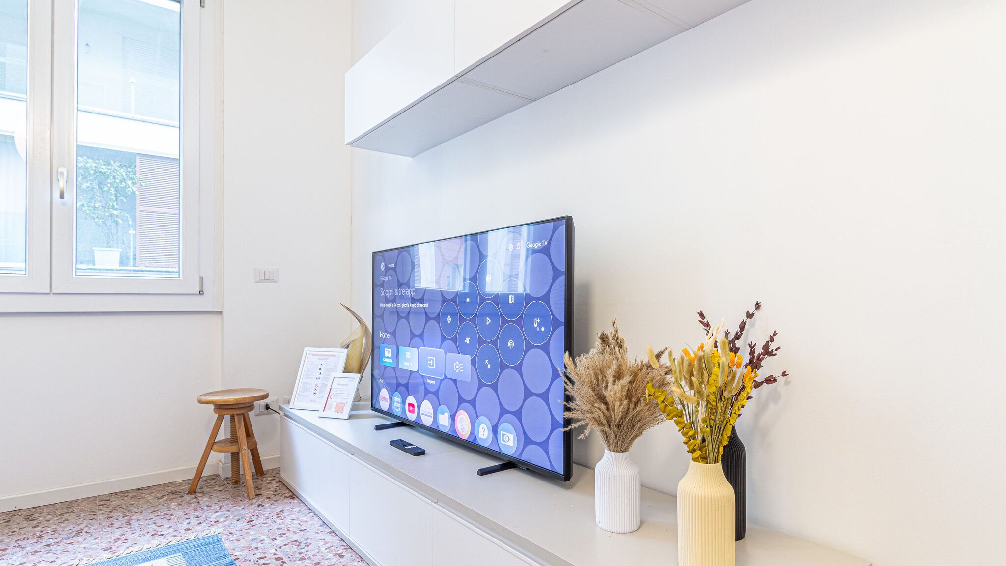 Italianway Milano Acquabella apartment by Houset