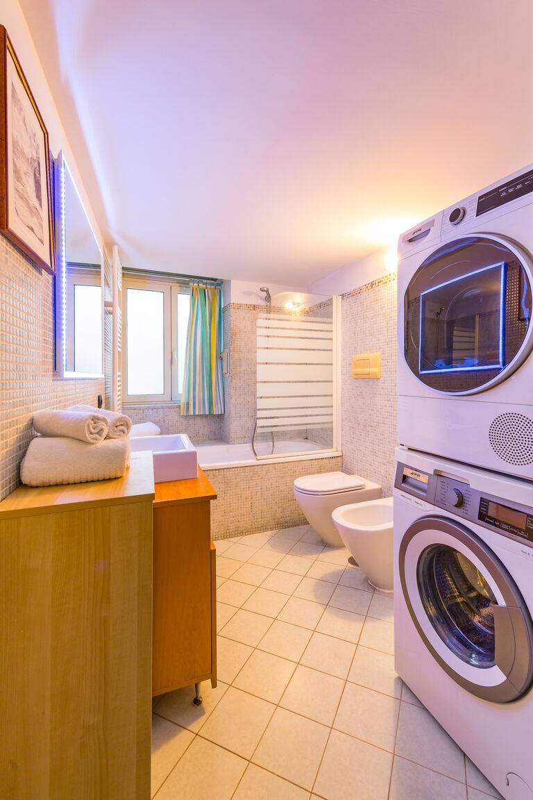 Italianway Napoli Casa al rettifilo con Terrazzo