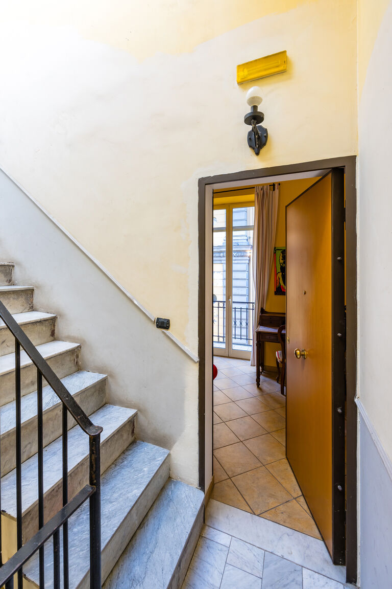 Italianway Napoli Casa al rettifilo con Terrazzo