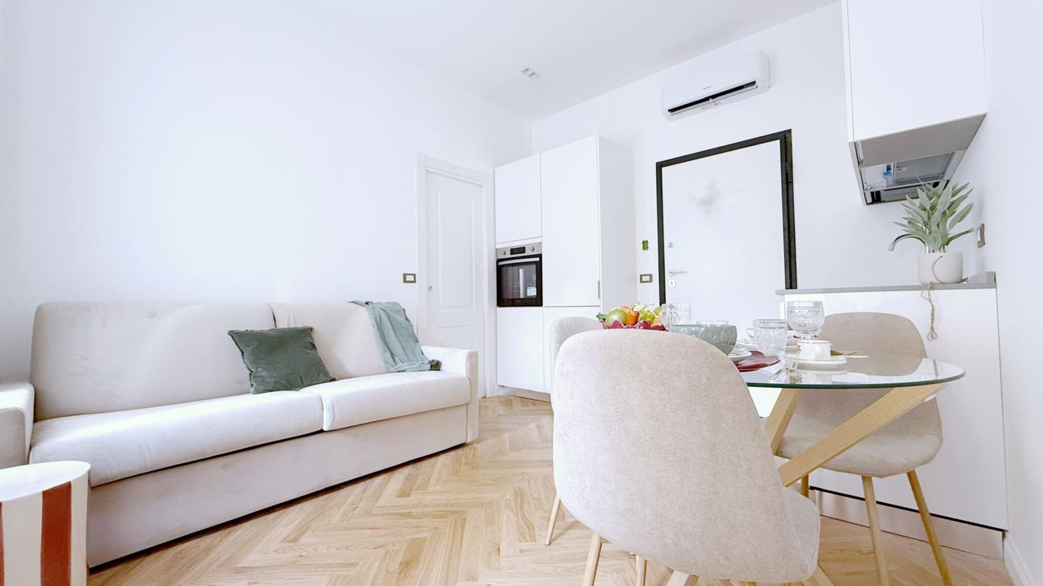 Italianway Milano Flatsharing - Porta Garibaldi suite 