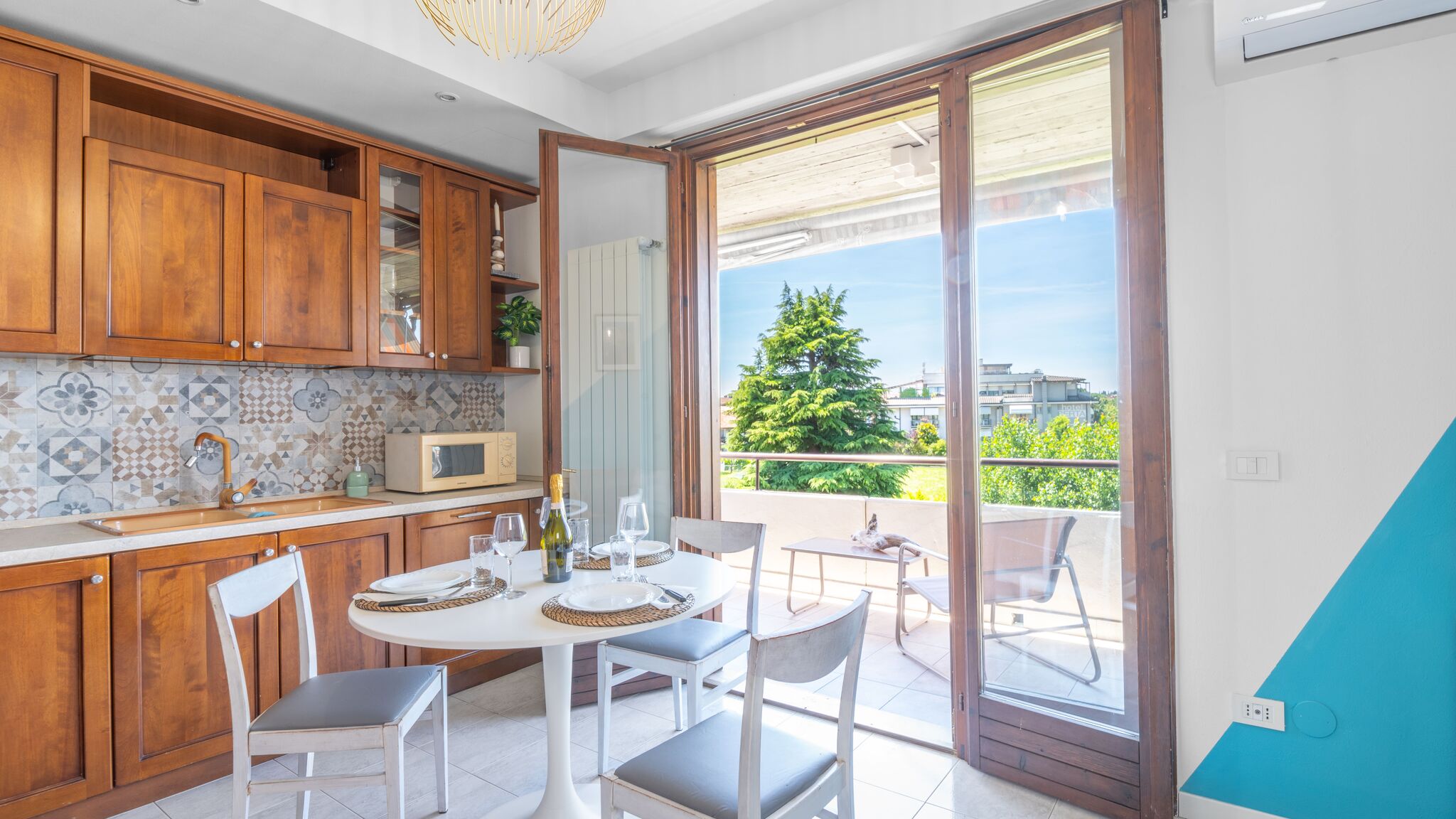 Italianway Desenzano del Garda Neela Apartment