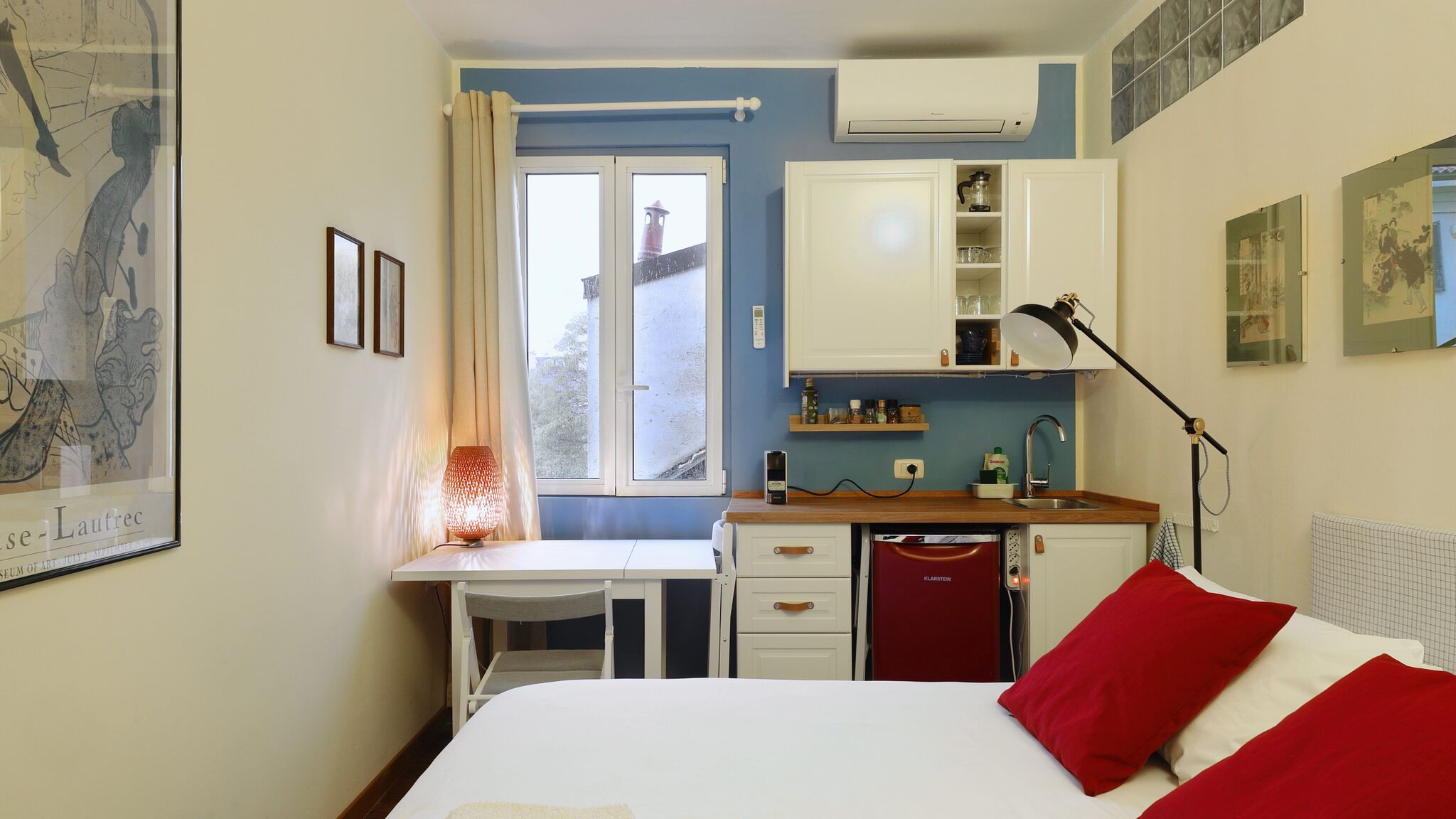 Italianway Milano Boutique Loft on Navigli; Stylish & Bright