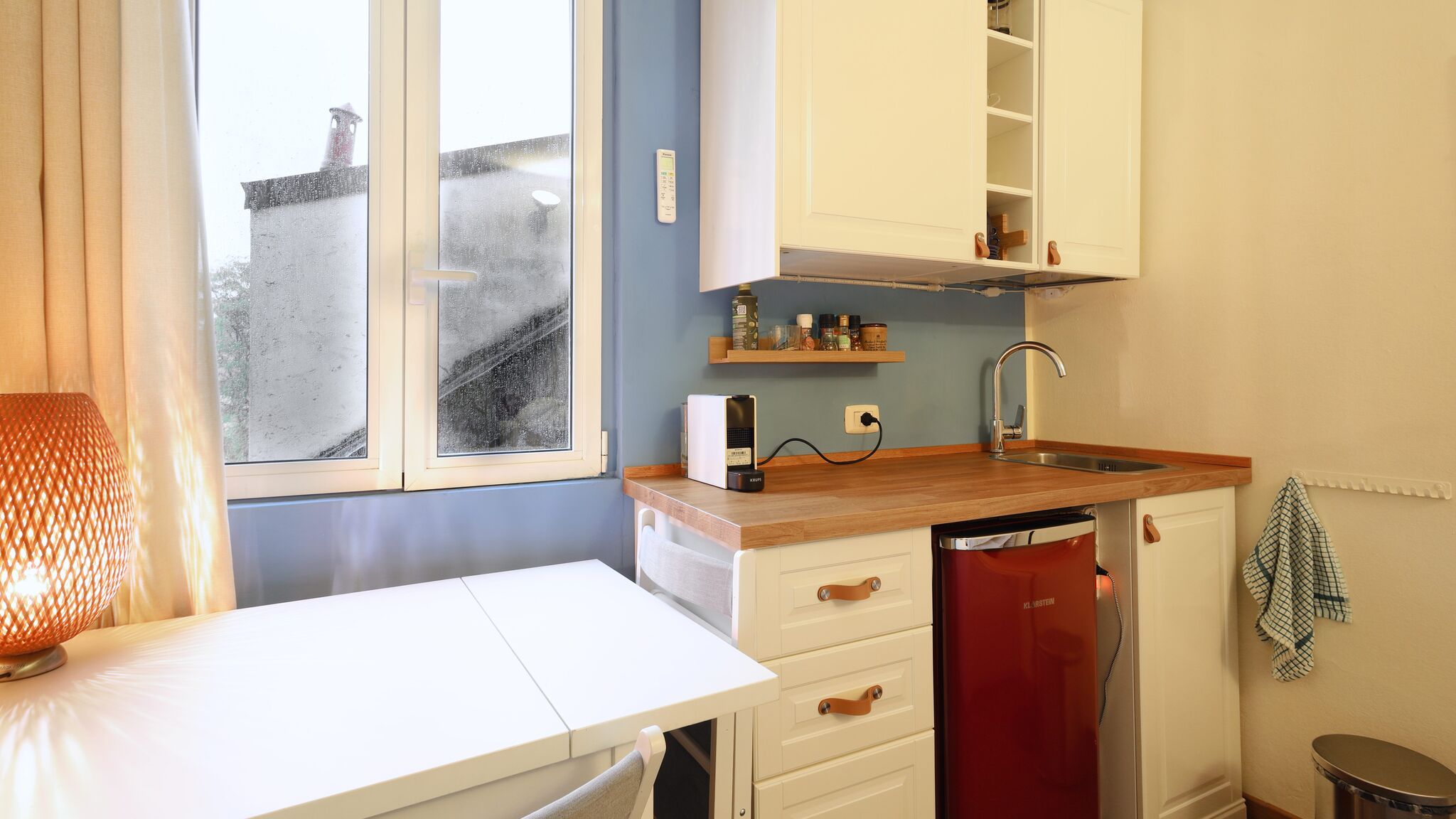 Italianway Milano Boutique Loft on Navigli; Stylish & Bright