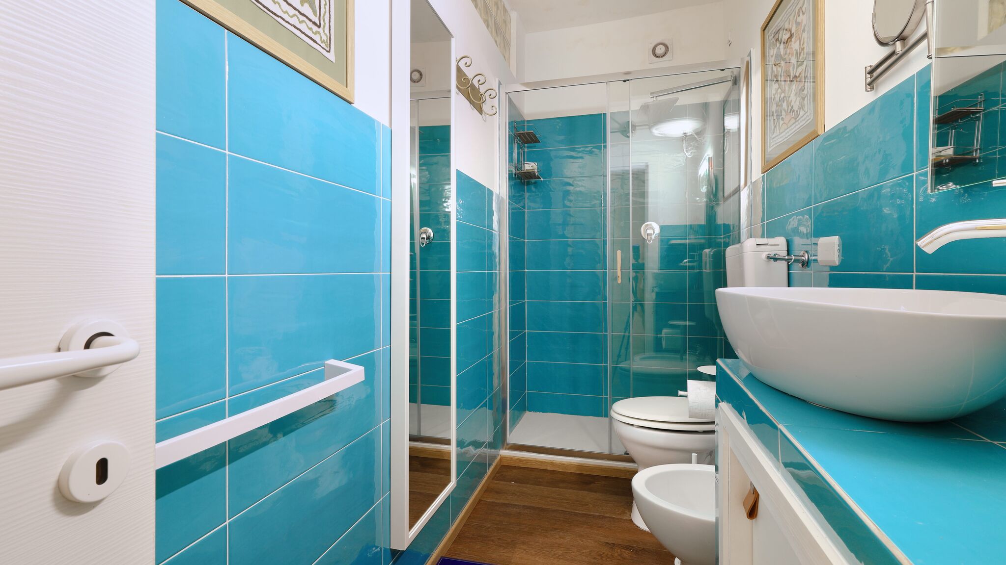 Italianway Milano Boutique Loft on Navigli; Stylish & Bright