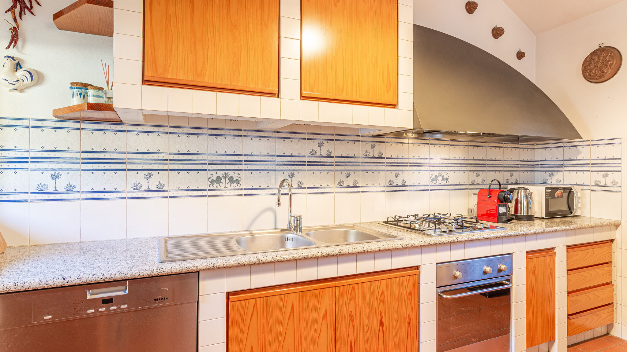 Italianway Biassono Corte delizia by Houset