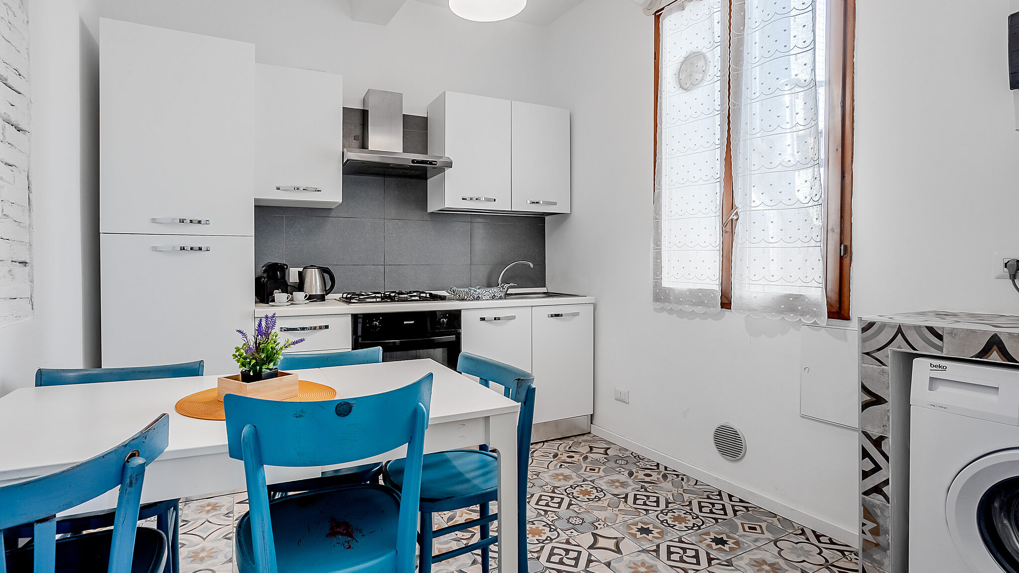 Italianway Parma Le Finestre Sul Borgo 1