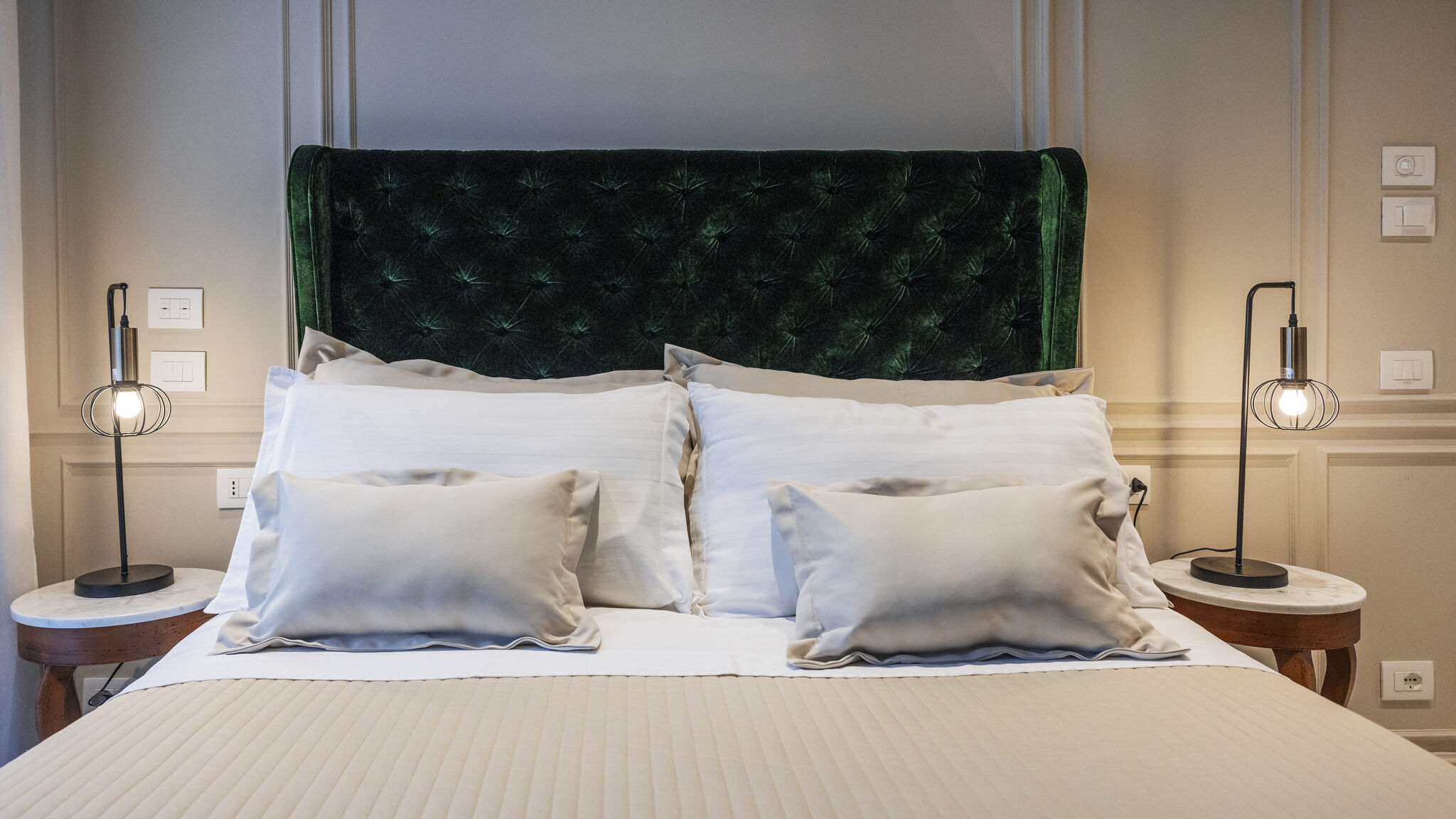 Italianway Rimini Riviera Collection: Siano Luxury Suites