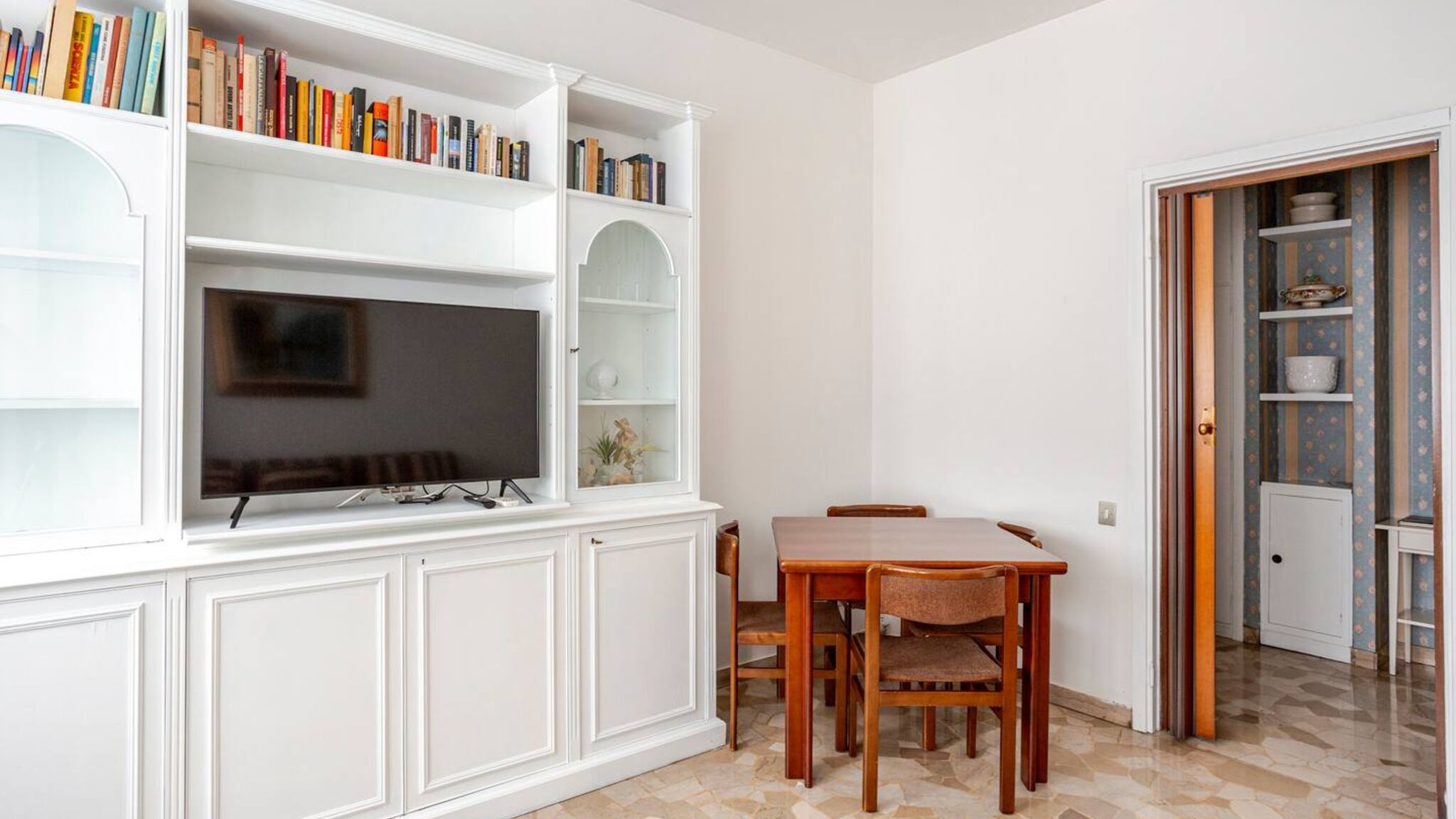 Italianway Milano NewTrilocale Loreto 2+2+1 pax M1 Pasteur