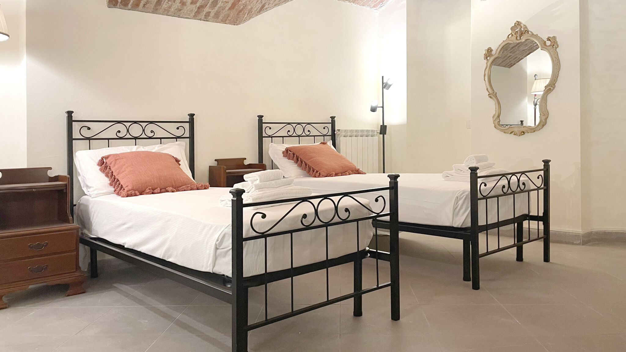 Italianway Milano Flatsharing - Collegno 3 level Loft 