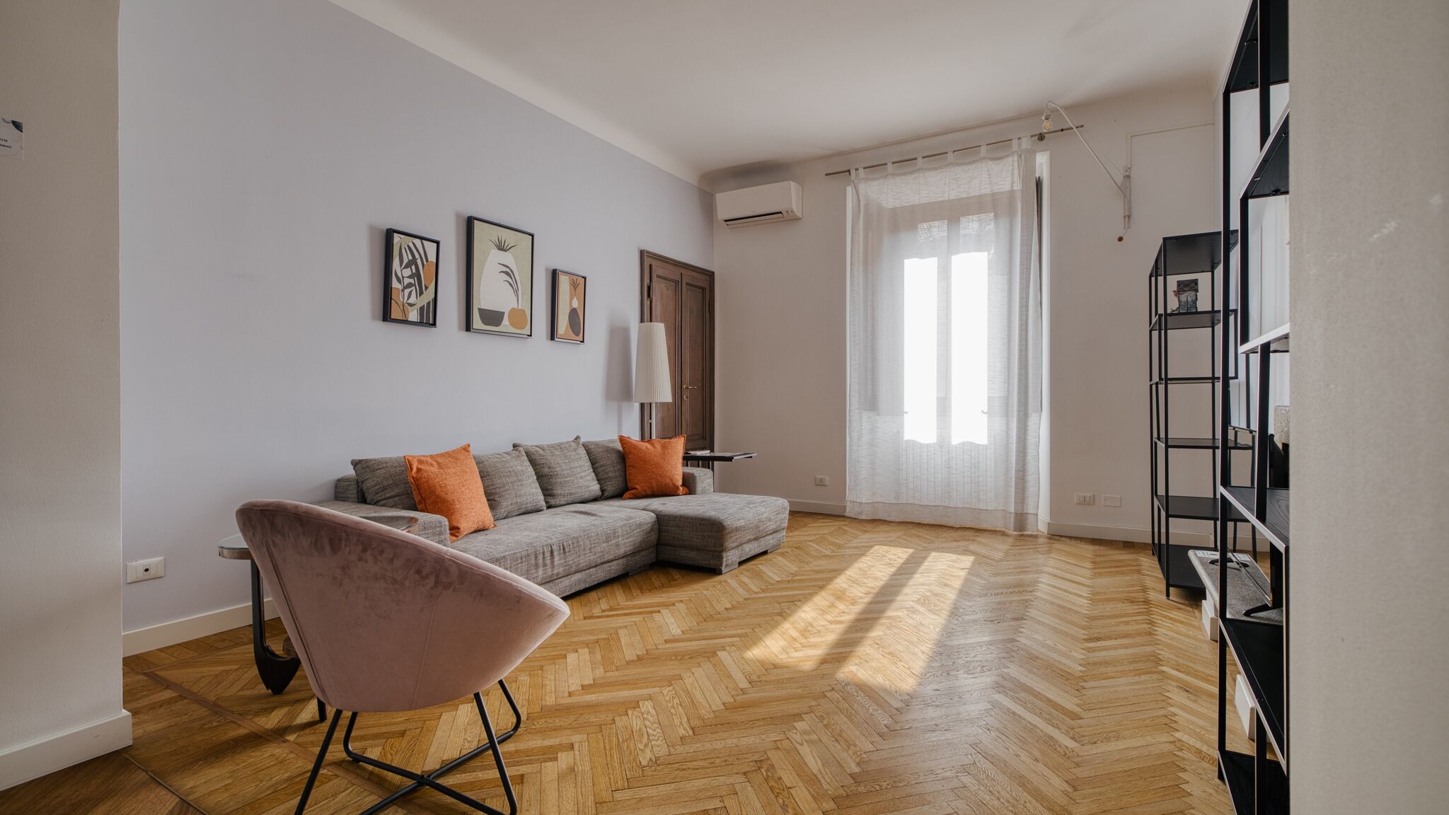 Italianway Milano Your Sunny Milan Getaway in Porta Venezia district