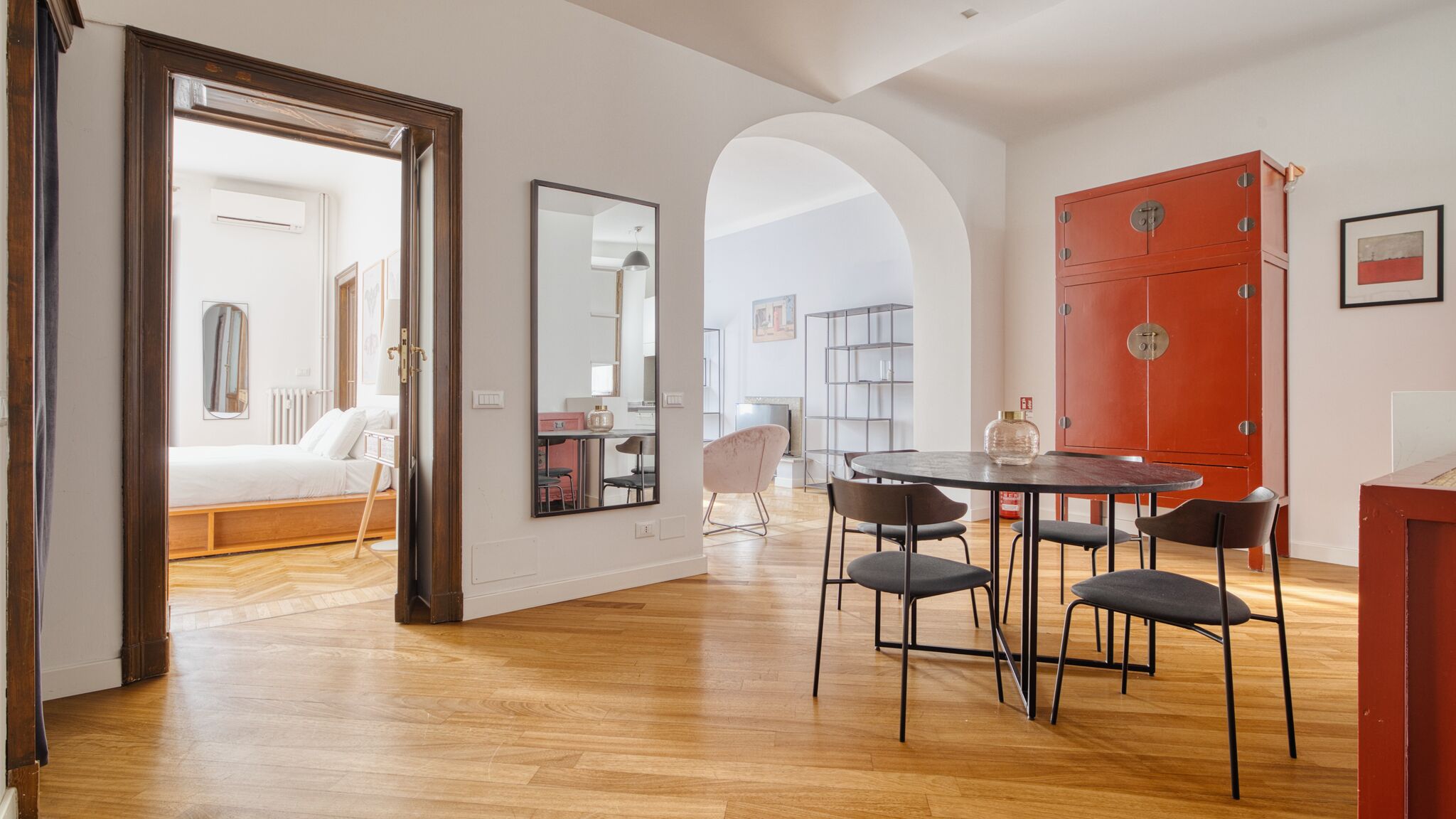 Italianway Milano Your Sunny Milan Getaway in Porta Venezia district