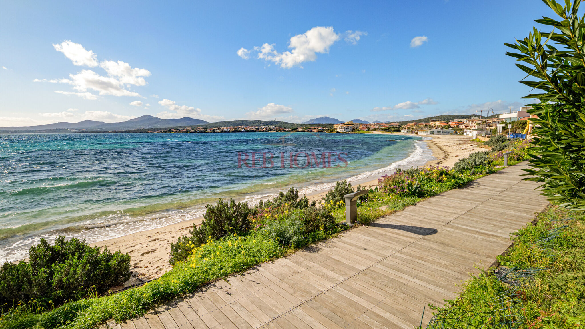 Italianway Golfo Aranci La Porta sul Mare